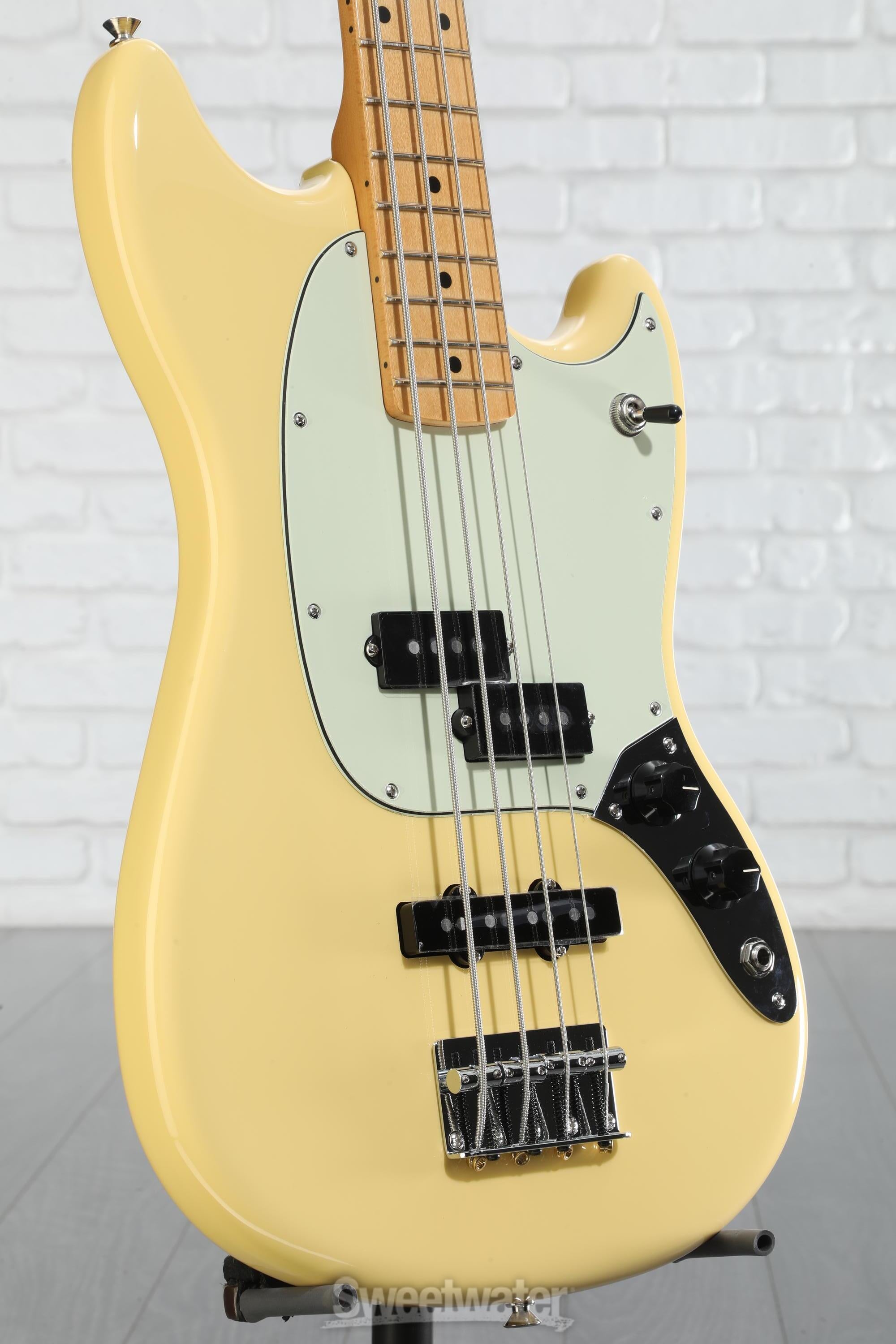 か　Fender Mustang Bass PJ ショートスケール Fender Mustang Bass PJ Sonic Blue Short Scale 0144050572