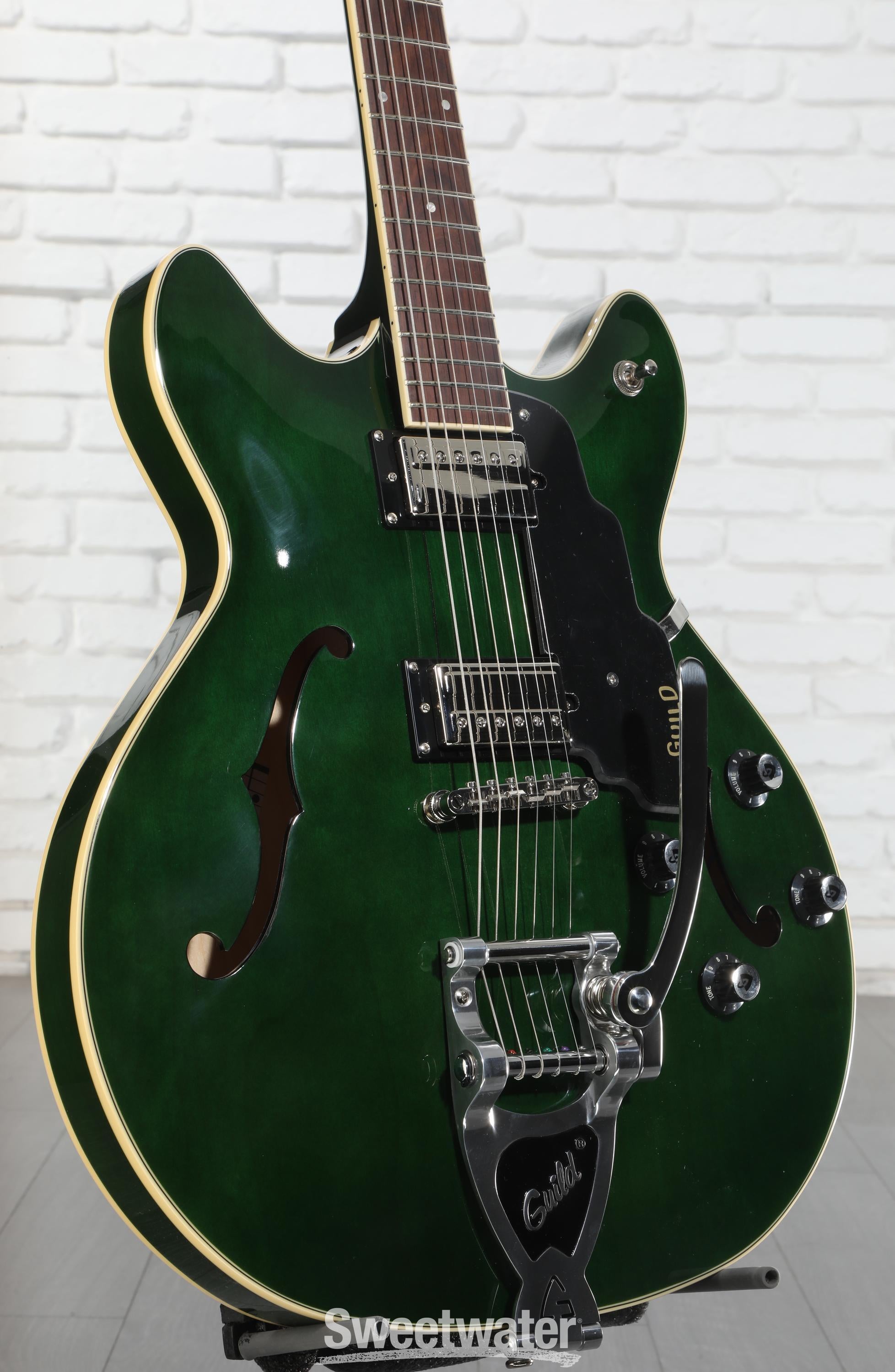 【ほぼ未使用】Guild STARFIRE I DC emerald green Amazon.com: Guild Guitars Starfire I DC Semi-Hollow Body Electric