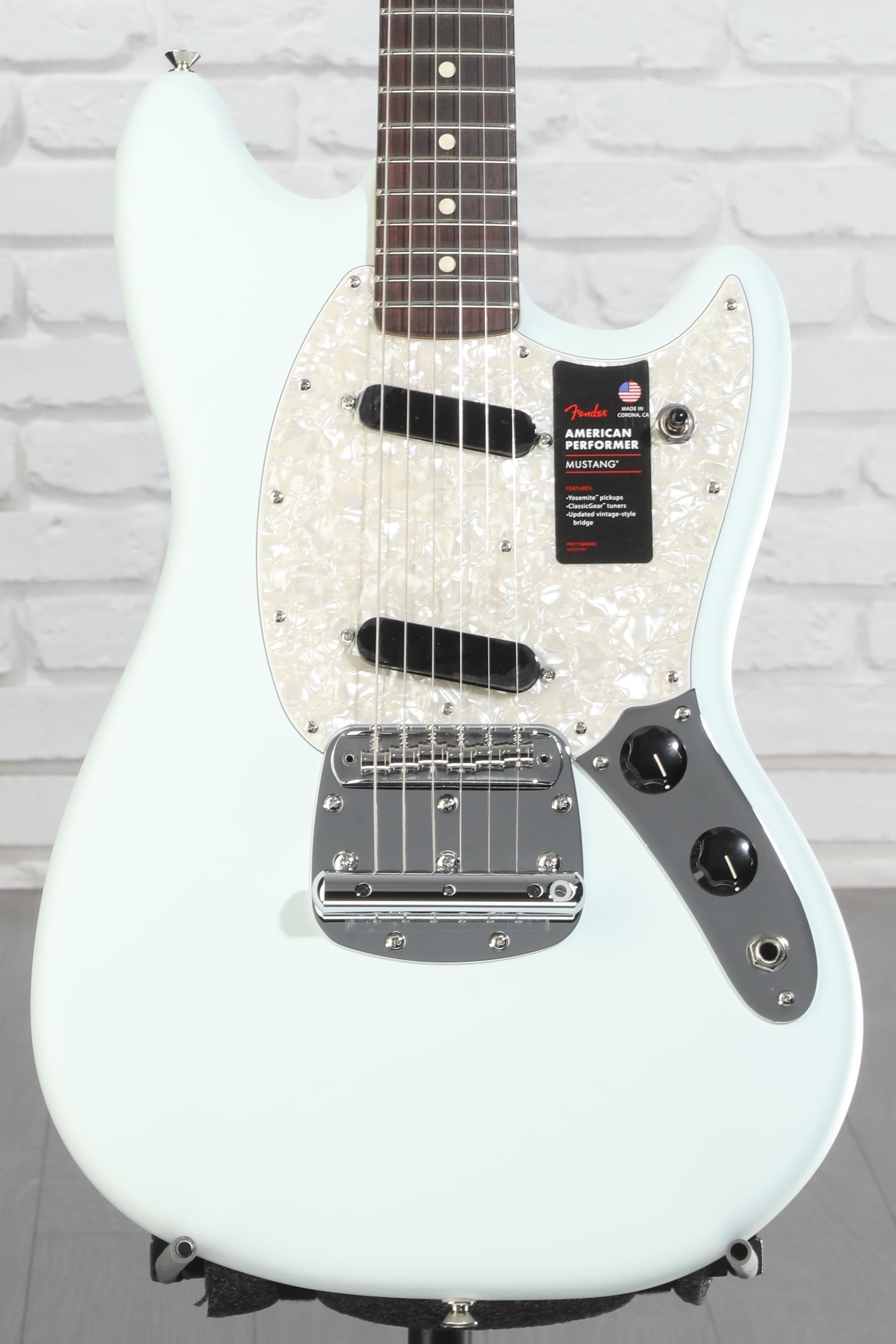 Fender American Performer Mustang - Satin Sonic Blue with
