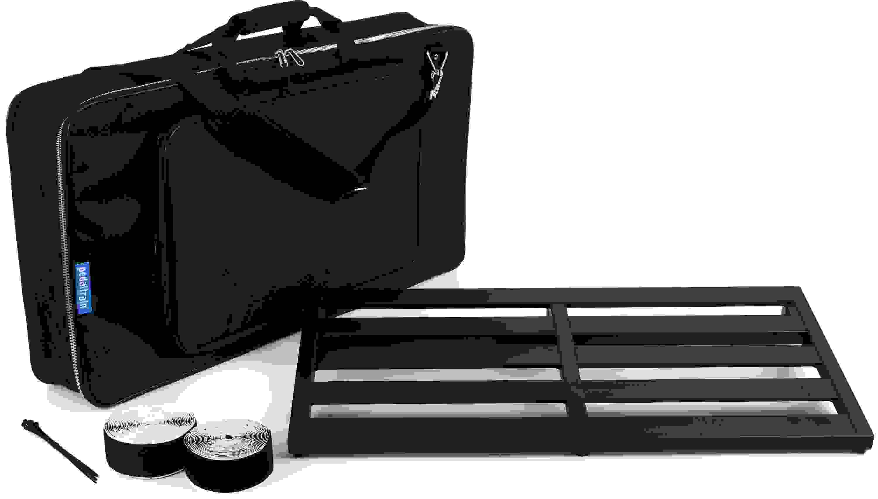 Pedaltrain Classic Pro SC 32x16-inch Pedalboard with Soft Case
