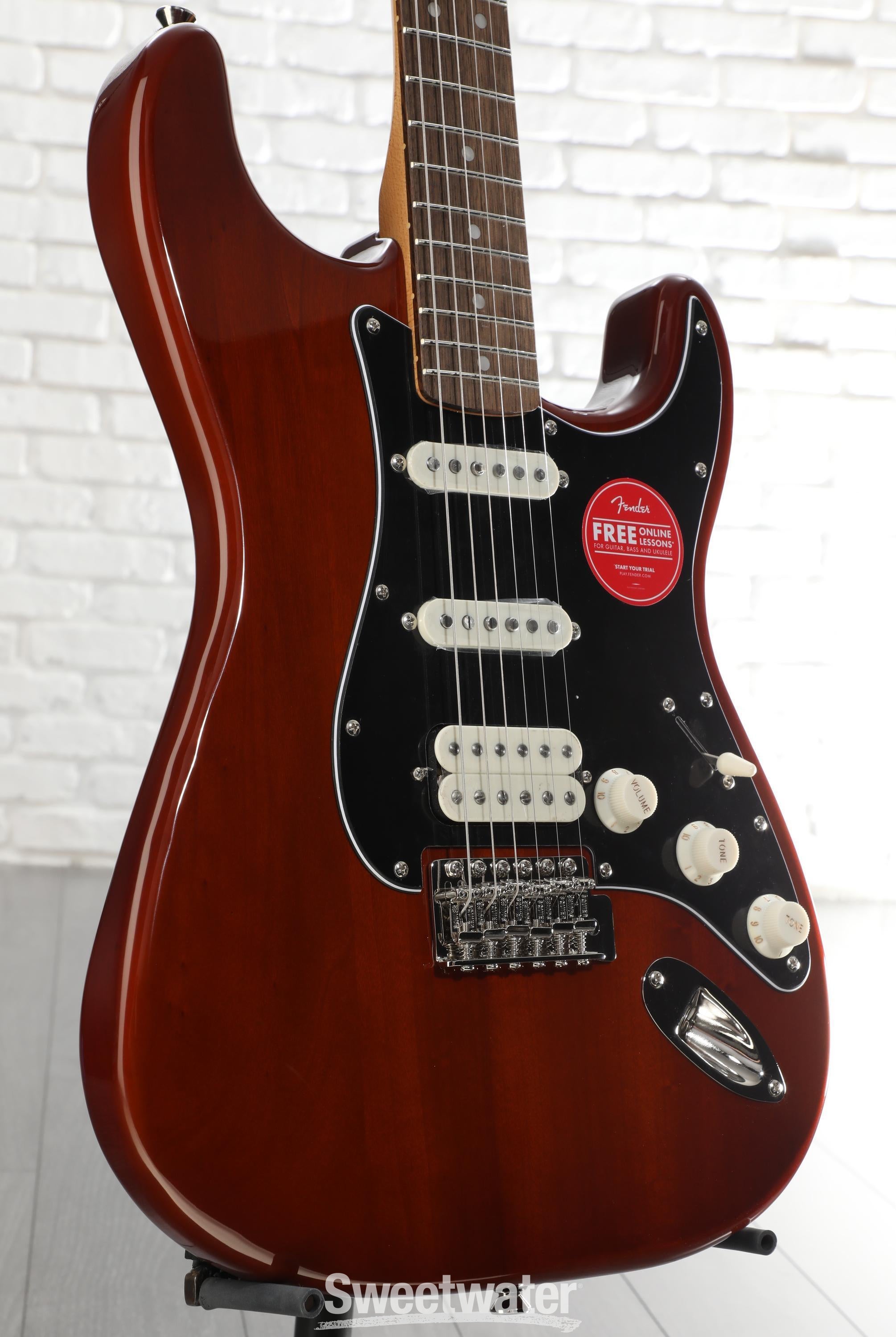 Squier Classic Vibe '70s Stratocaster HSS - Walnut with Indian