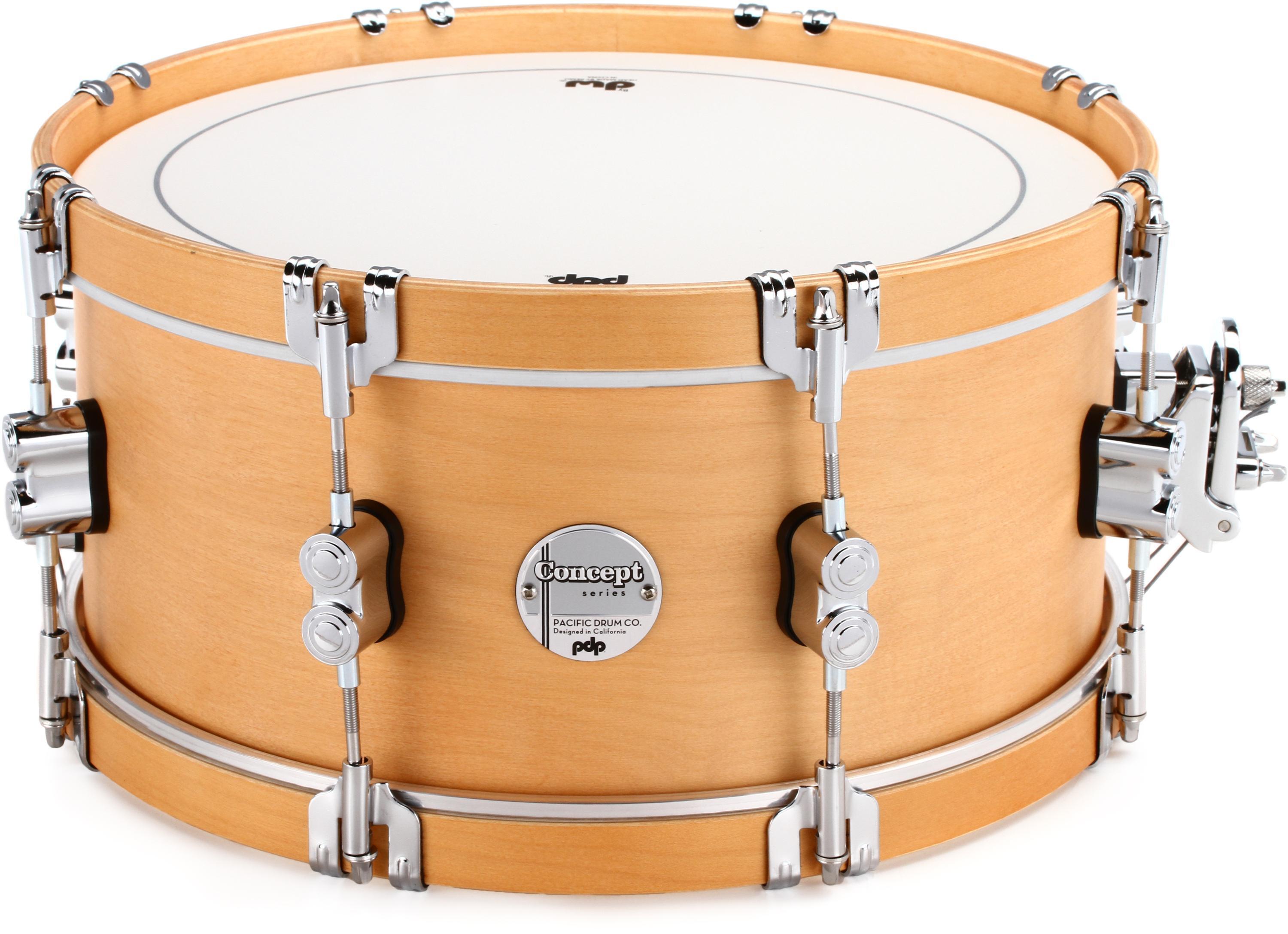 Maple deals snare drum