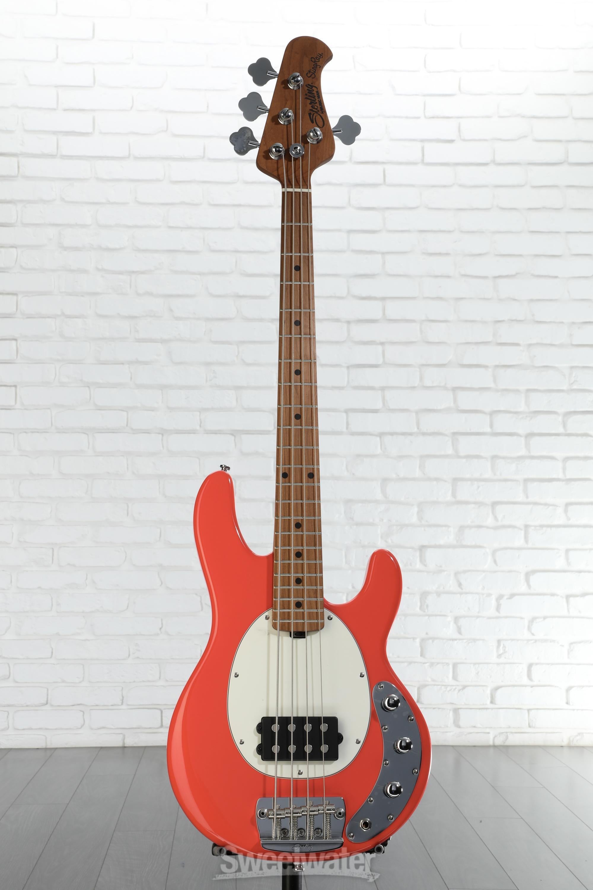 Sterling By Music Man StingRay RAYSS4 Short-scale Bass