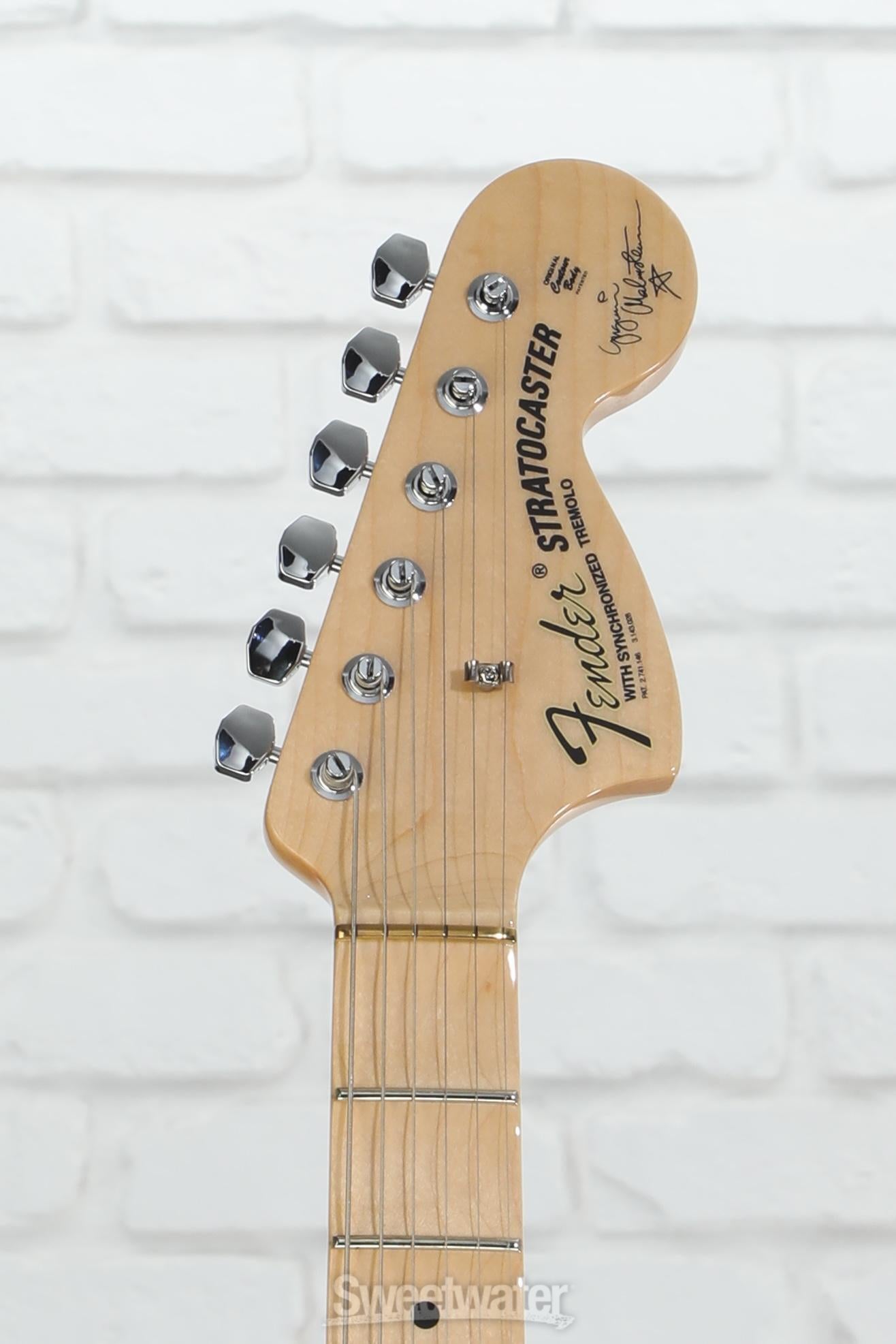 Fender Custom Shop Yngwie Malmsteen Signature Stratocaster - Vintage White with Scalloped Maple Fingerboard