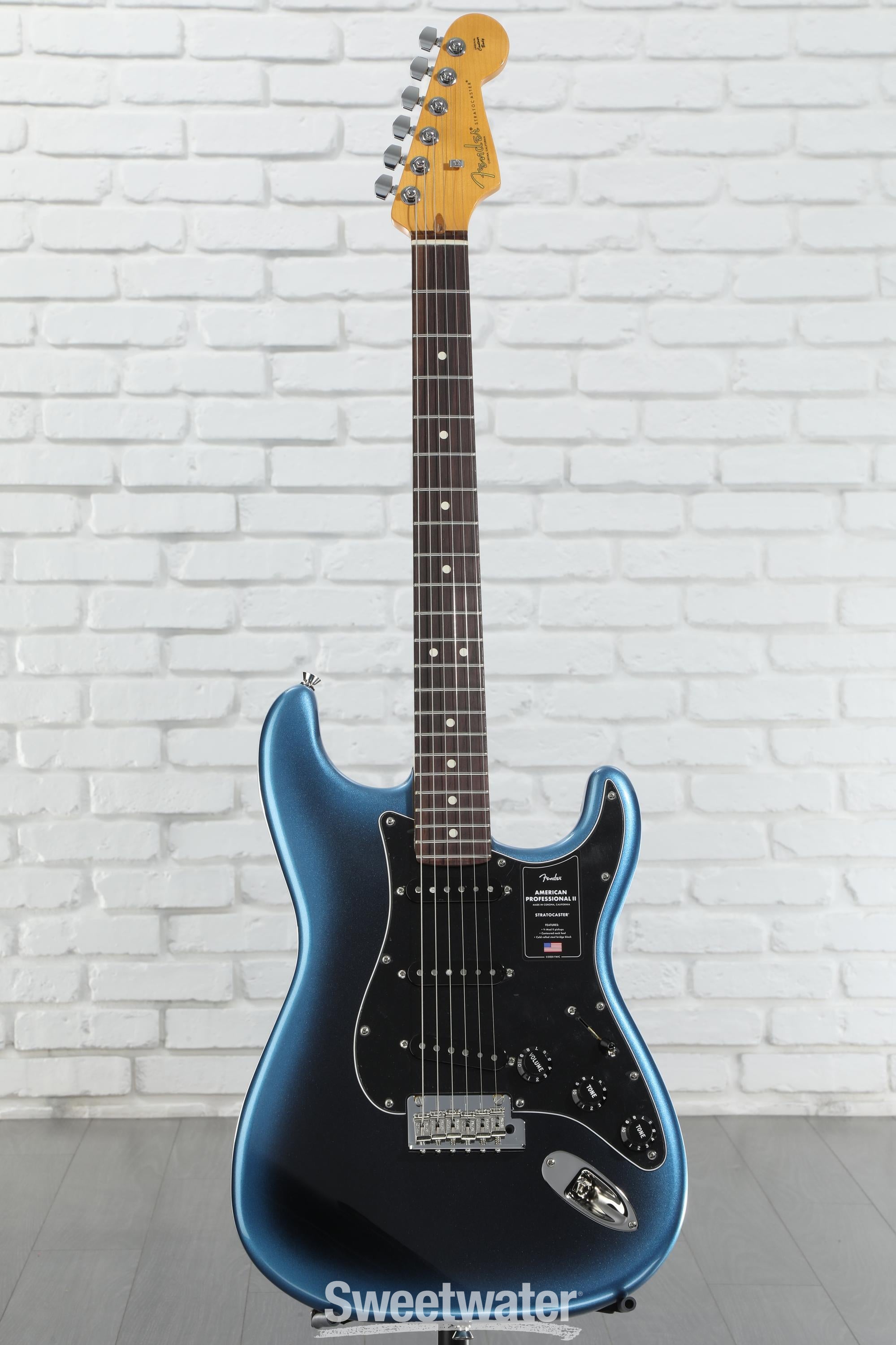ギター [izk]Professional II Stratocaster(DN) Amazon.com: Fender American Professional II Stratocaster