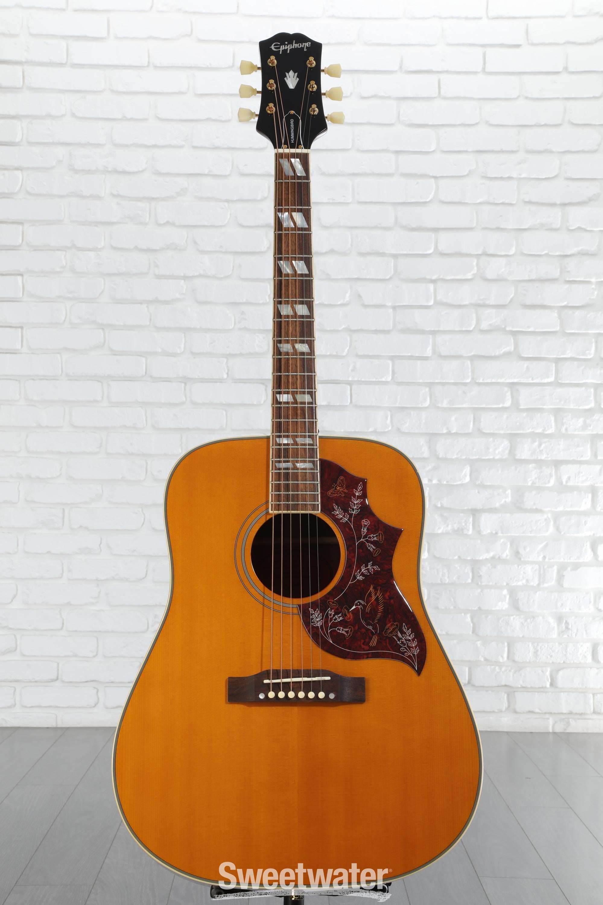 ギター Epiphone Hummingbird Inspired by Gibson Epiphone Hummingbird Acoustic Guitar - Aged Natural Antique