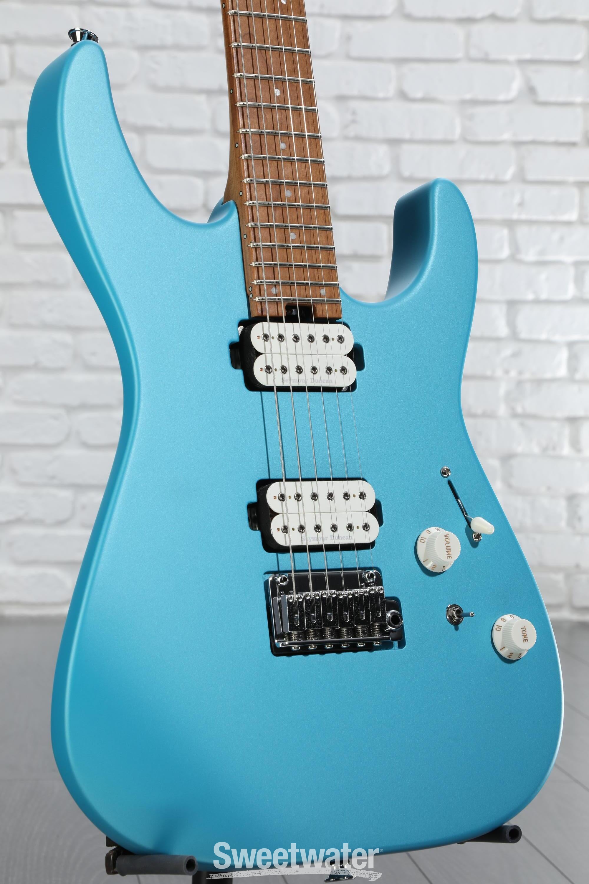 ほぼ新品CHARVEL Pro-Mod DK24 HH 2PT Blue Charvel Pro-Mod DK24 HH 2PT Electric Guitar - Matte Blue