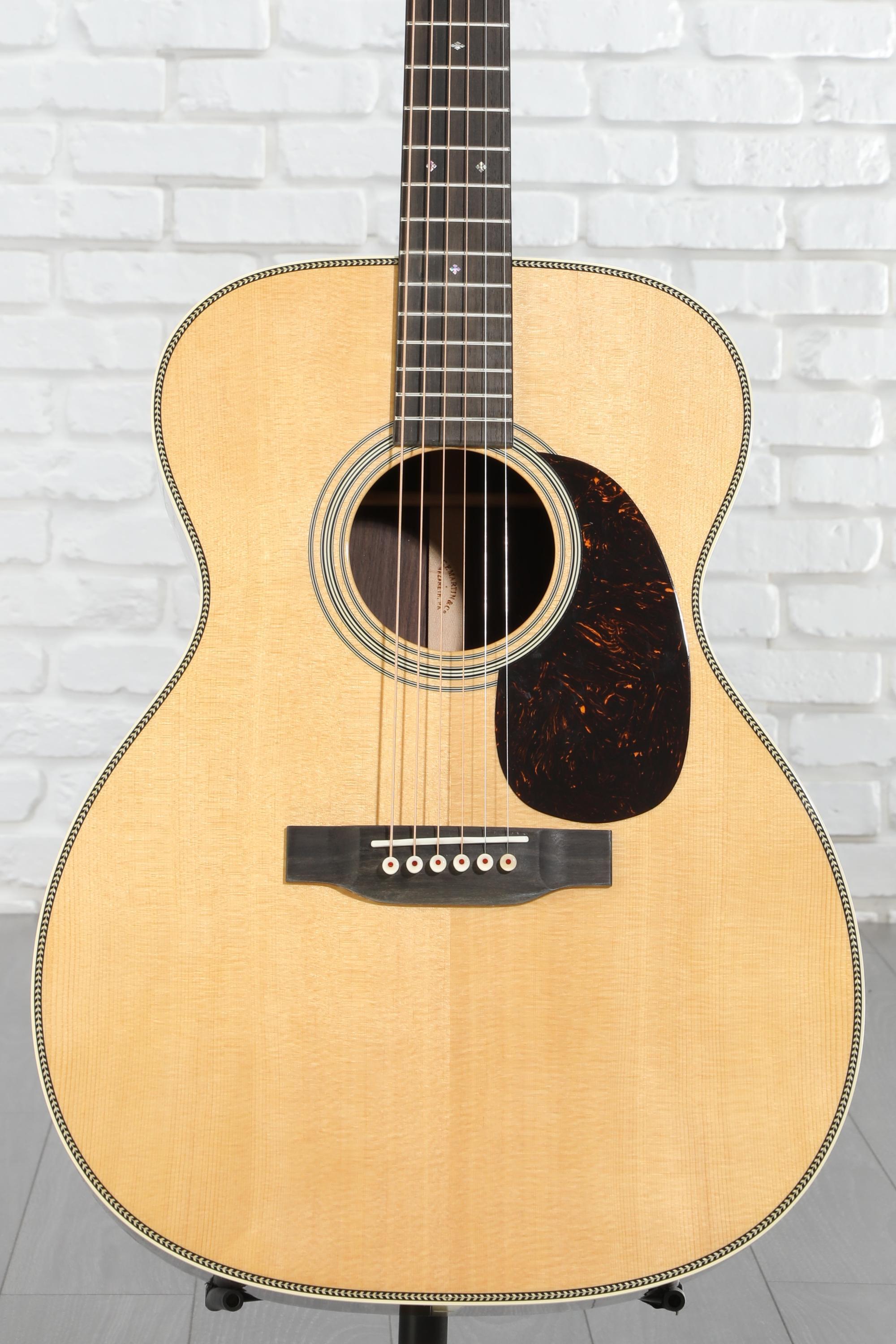 Martin 000-28 Standard Series Acoustic Guitar - Natural Aging