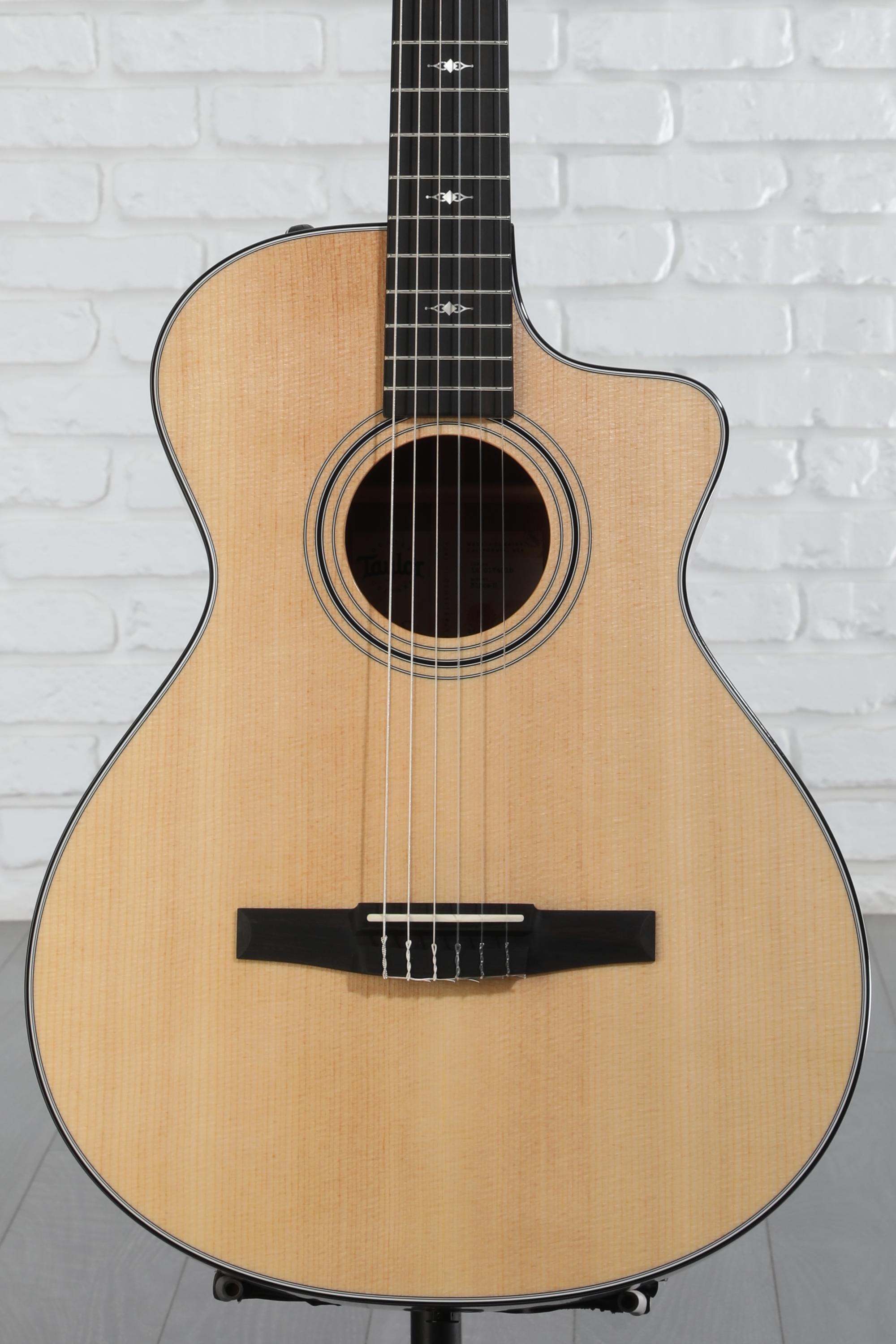 Taylor 312ce-N Nylon Acoustic-electric Guitar - Natural