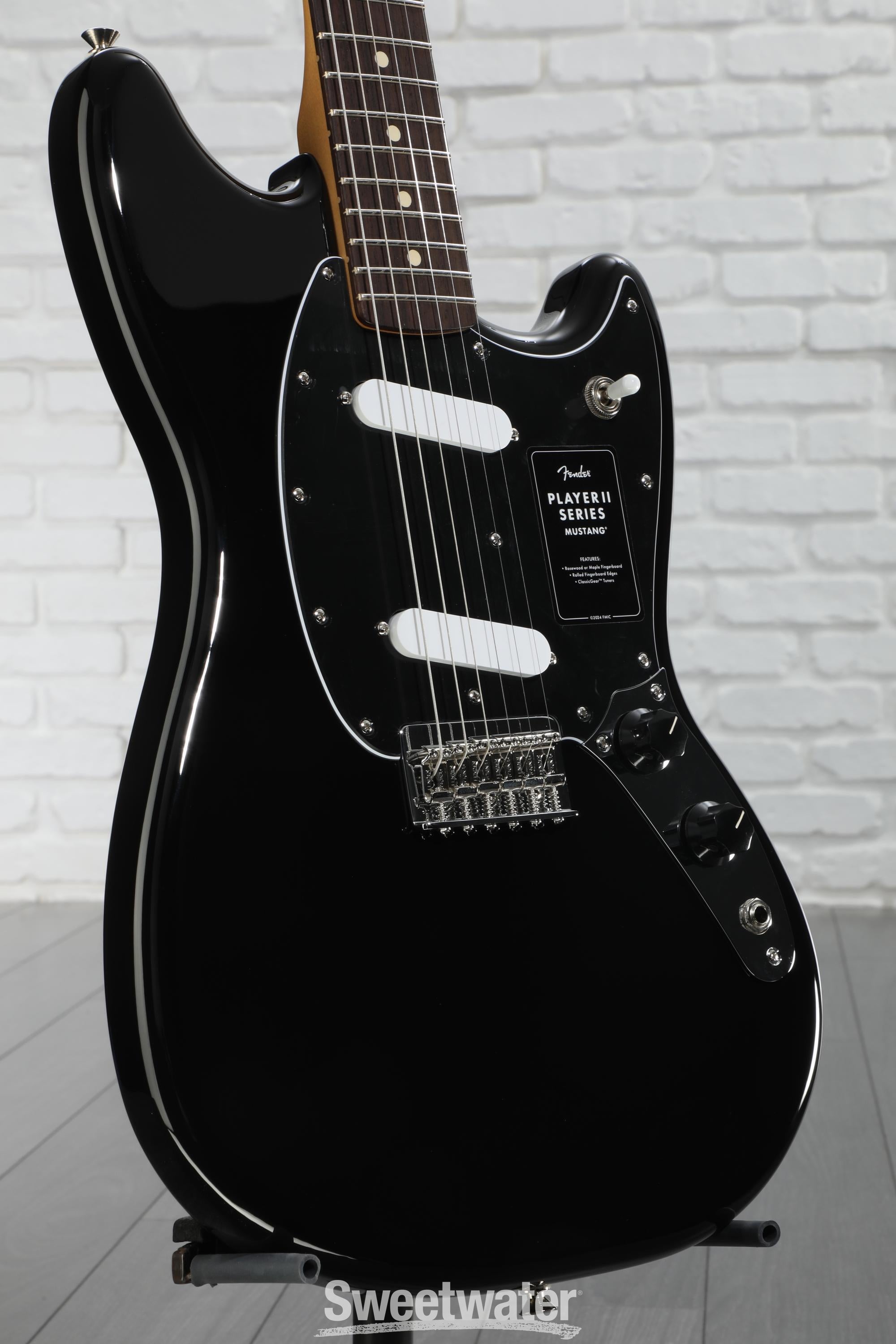 Fender Player II Mustang - Black with Rosewood Fingerboard