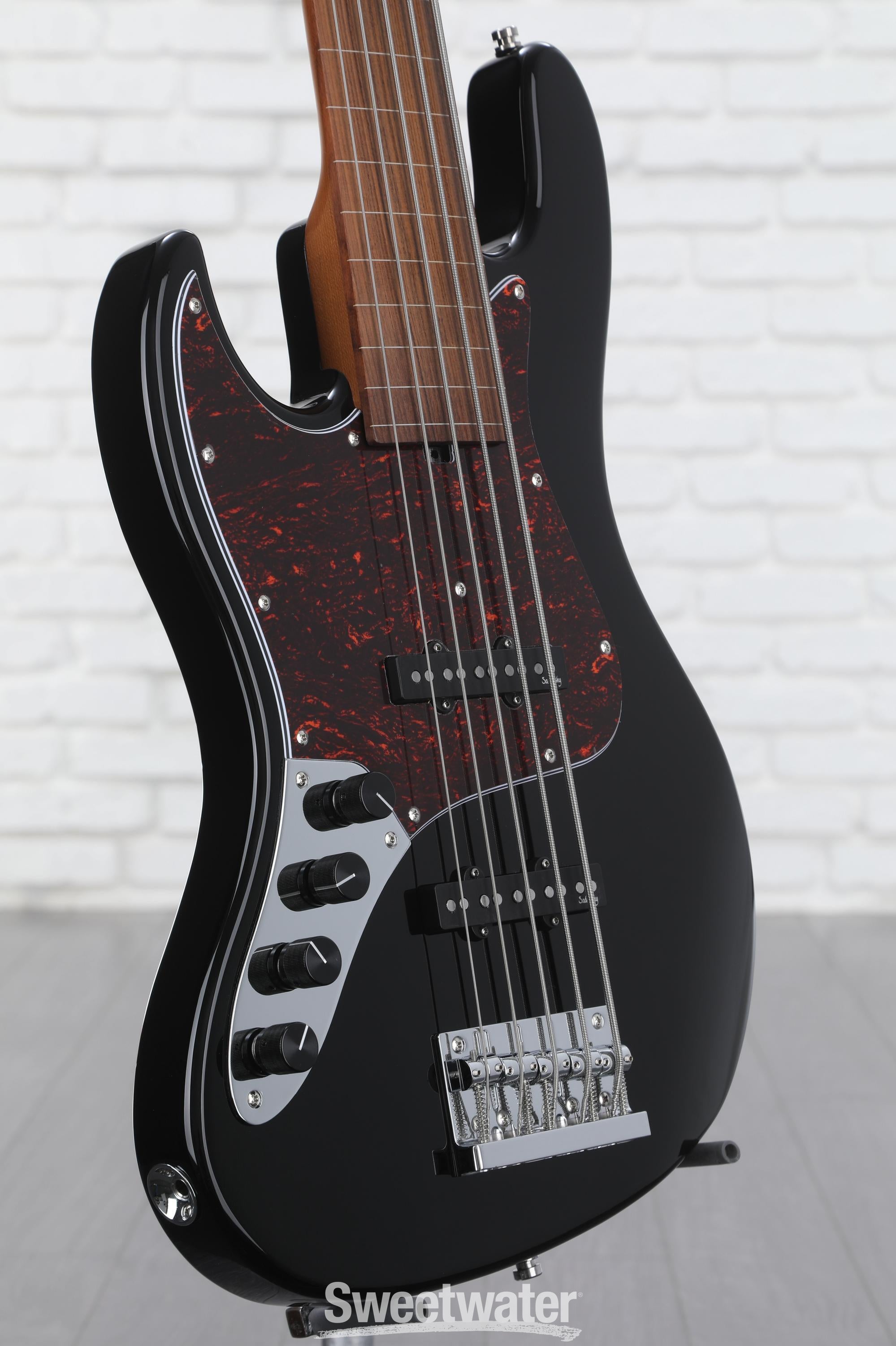 STILL NASTYページ Heid Music | Sterling RAY34HH StingRay HH Bass Guitar