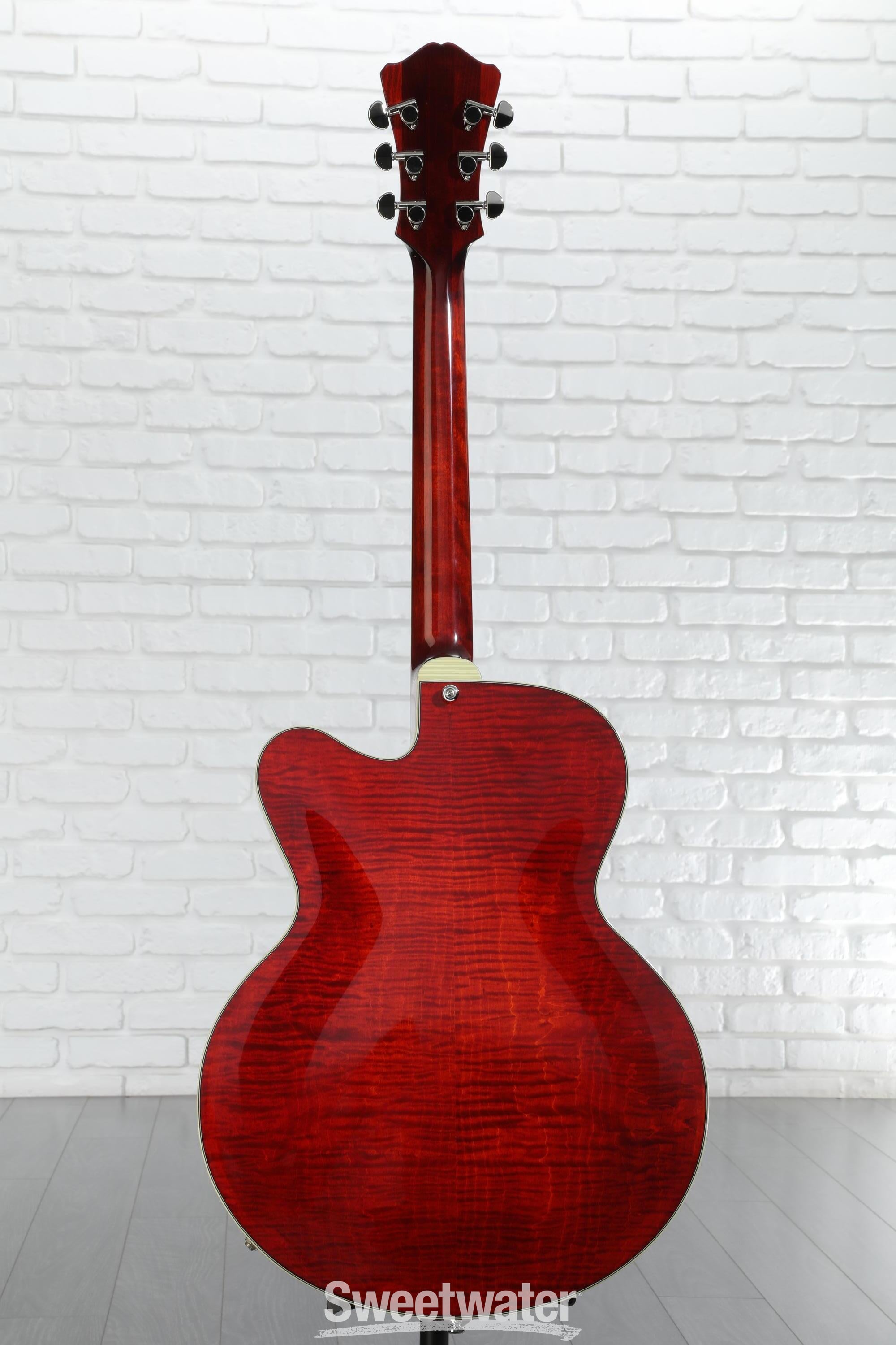 Eastman Guitars AR503CE Archtop Hollowbody Electric Guitar