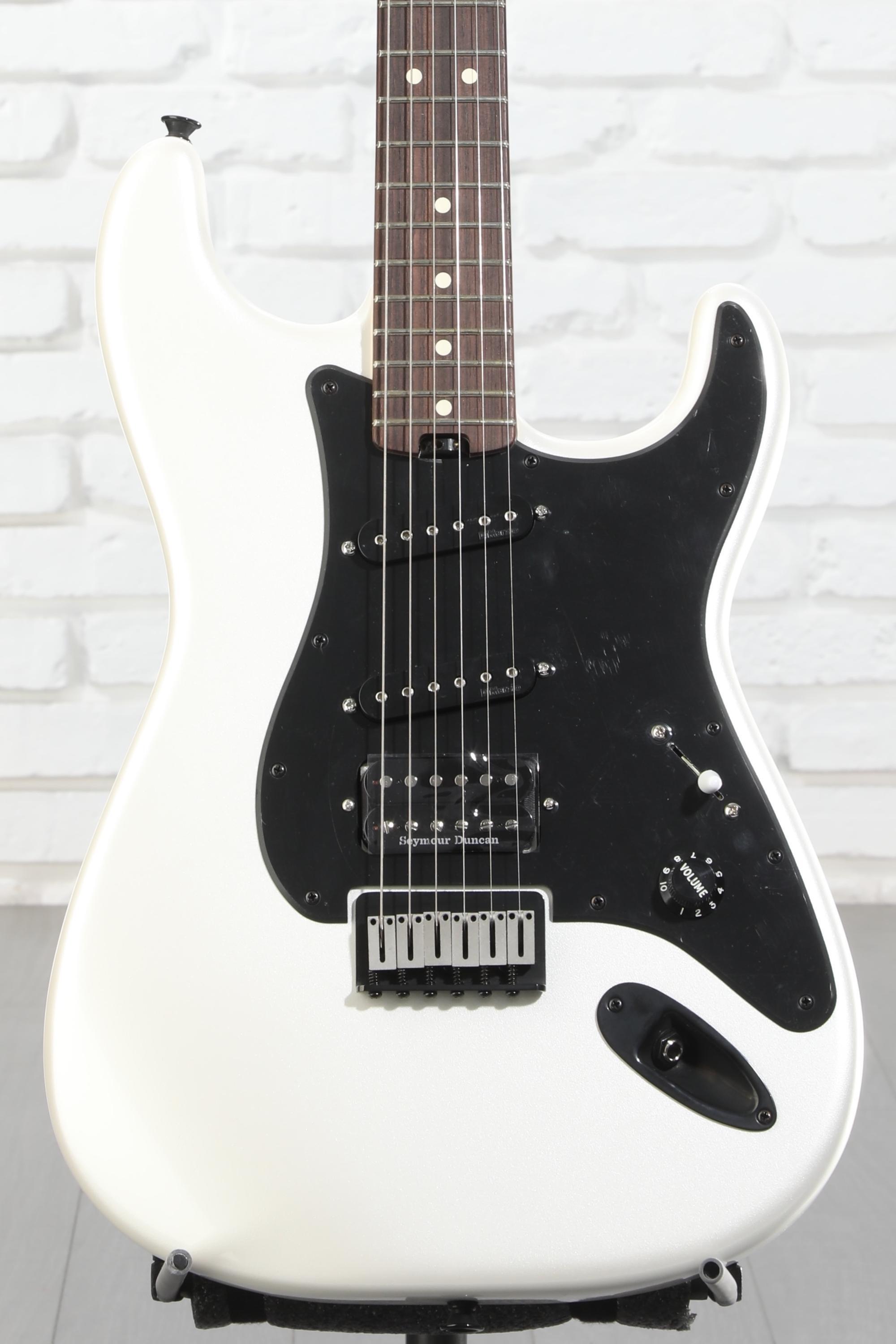 ギター Charvel Jake E Lee Signature Pro-Mod Charvel Jake E Lee Signature Pro-Mod So-Cal Style 1 and