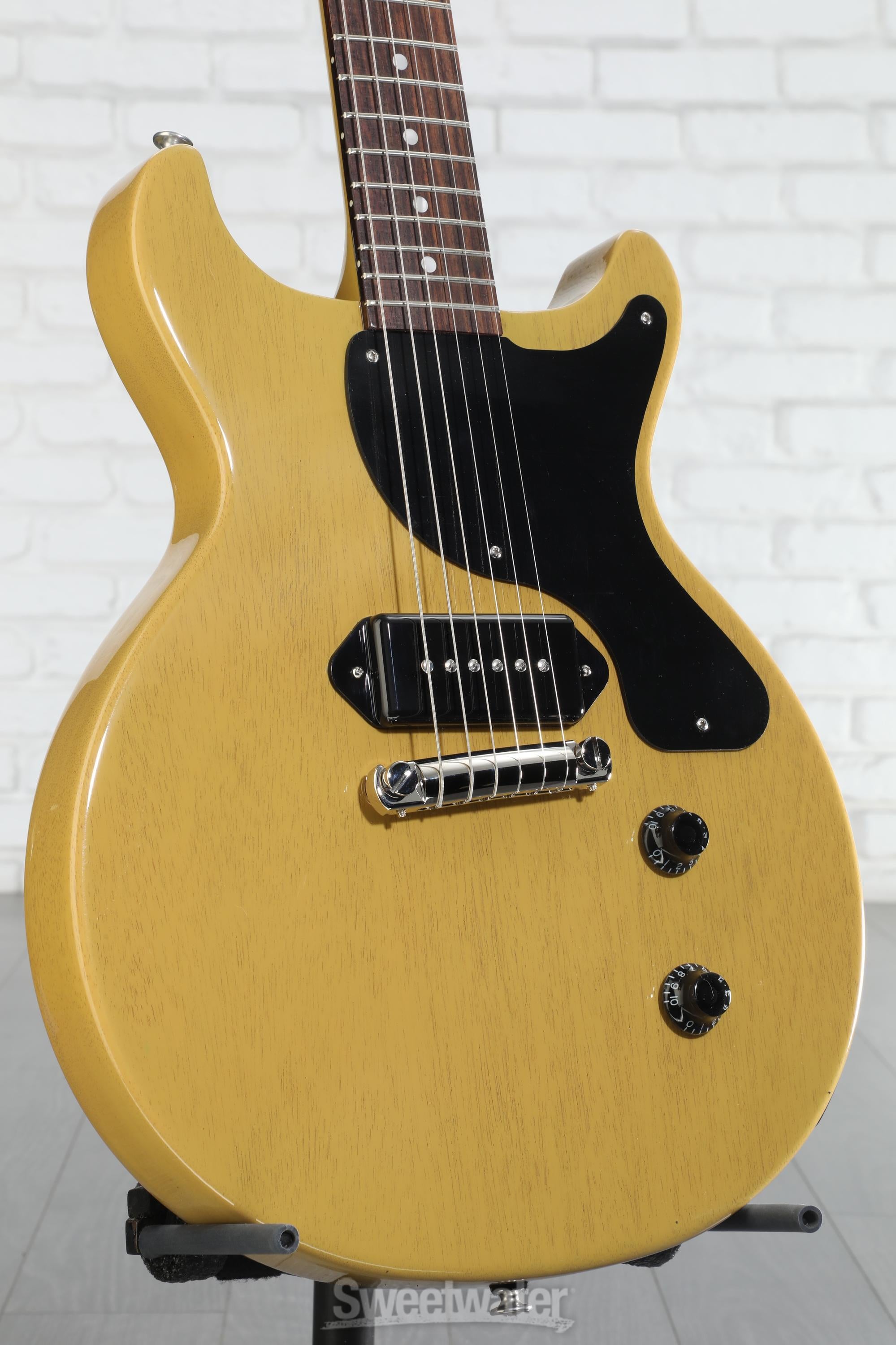 Gibson Les Paul Junior Double Cut - TV Yellow | Sweetwater