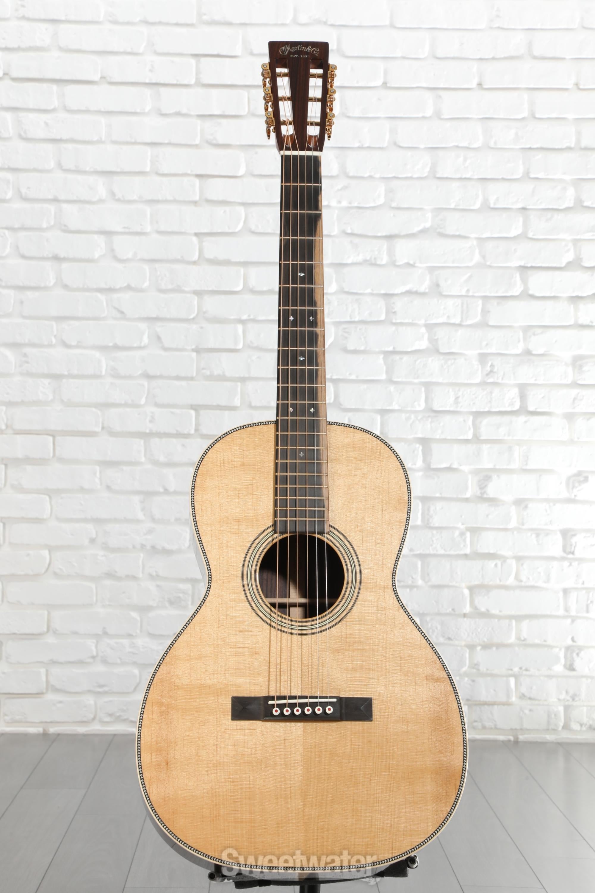 Martin 0012-28 Modern Deluxe Acoustic Guitar - Natural | Sweetwater