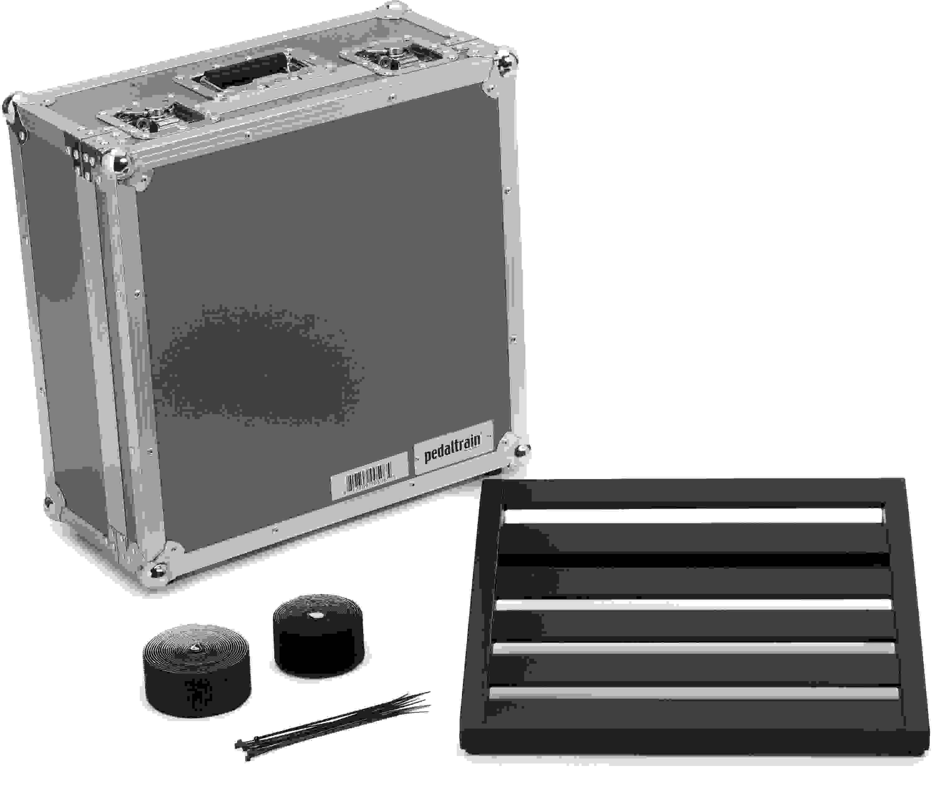 Pedaltrain XD-18 18-inch x 17.5-inch Pedalboard with Tour Case