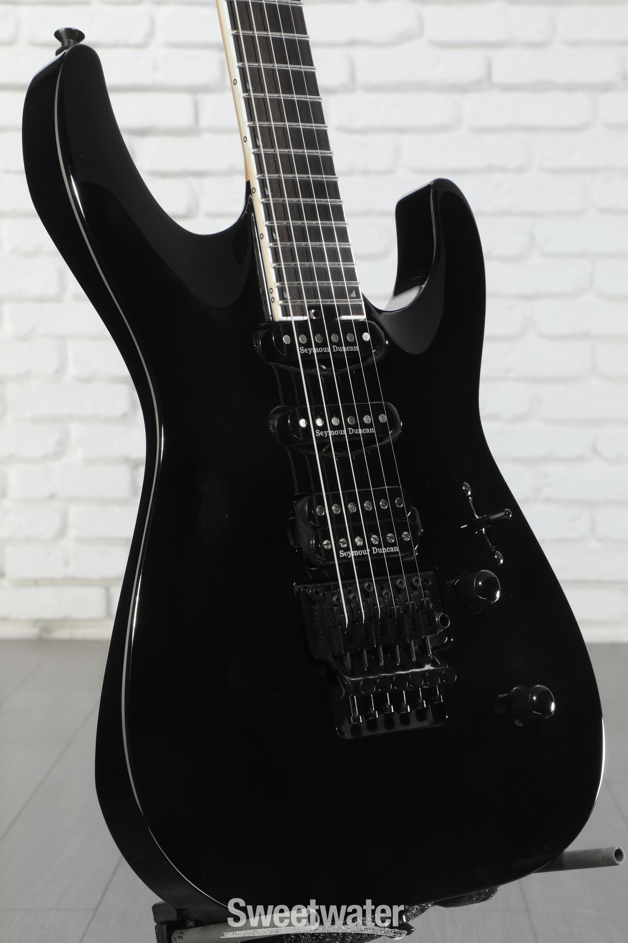 新品同様 Jackson Pro Plus Series Soloist Jackson Pro Plus Series Soloist SLA3 Electric Guitar - Deep Black