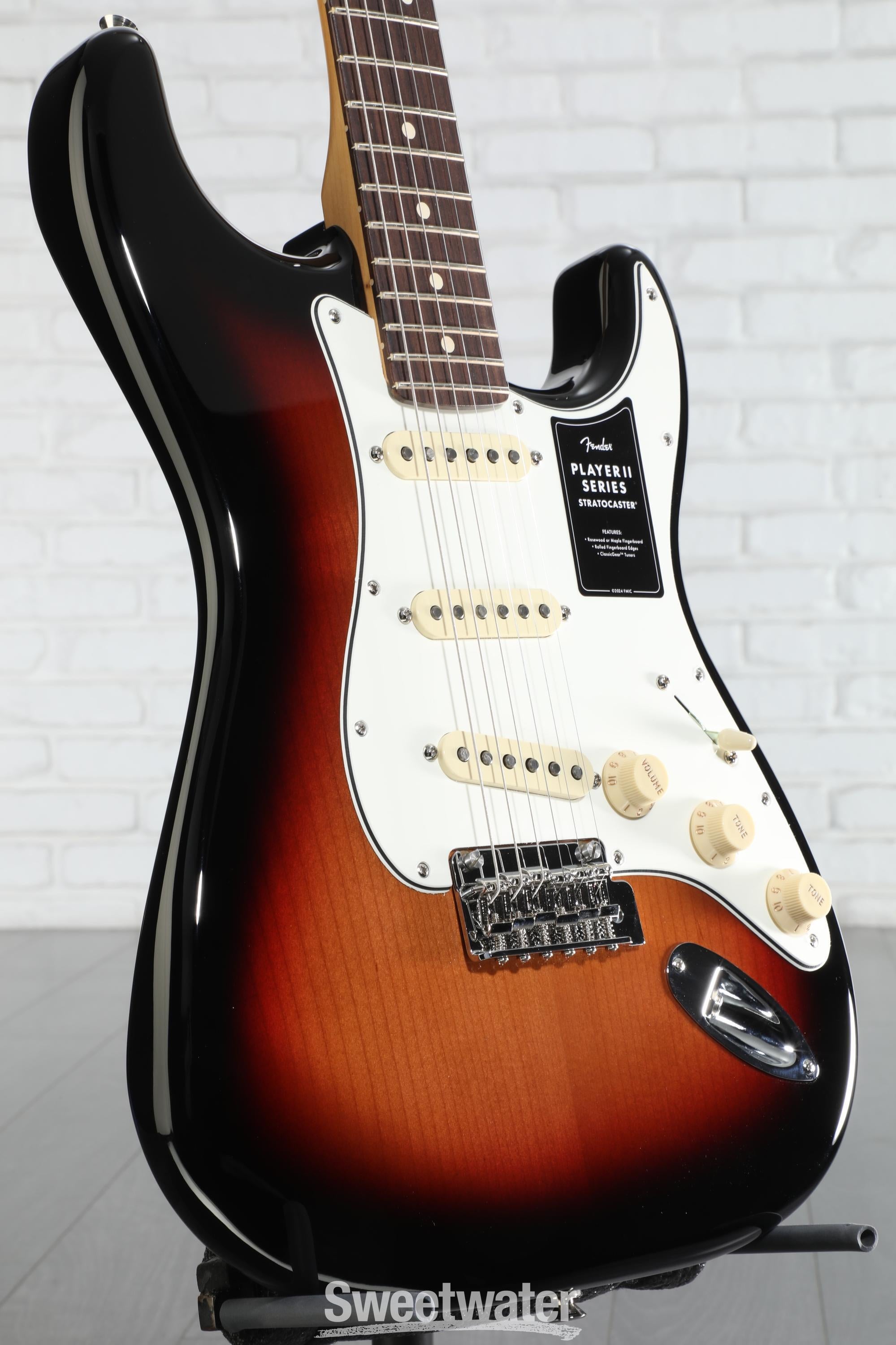 Fender PLAYER SERIES STRATOCASTER サンバースト Fender Player II Stratocaster Electric Guitar - 3-color Sunburst