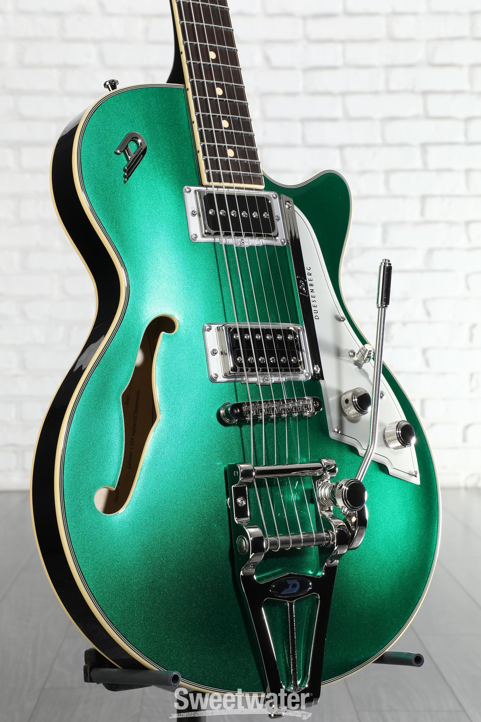 Photo of Duesenberg Starplayer TV Electric Guitar - Balboa Pearl Green