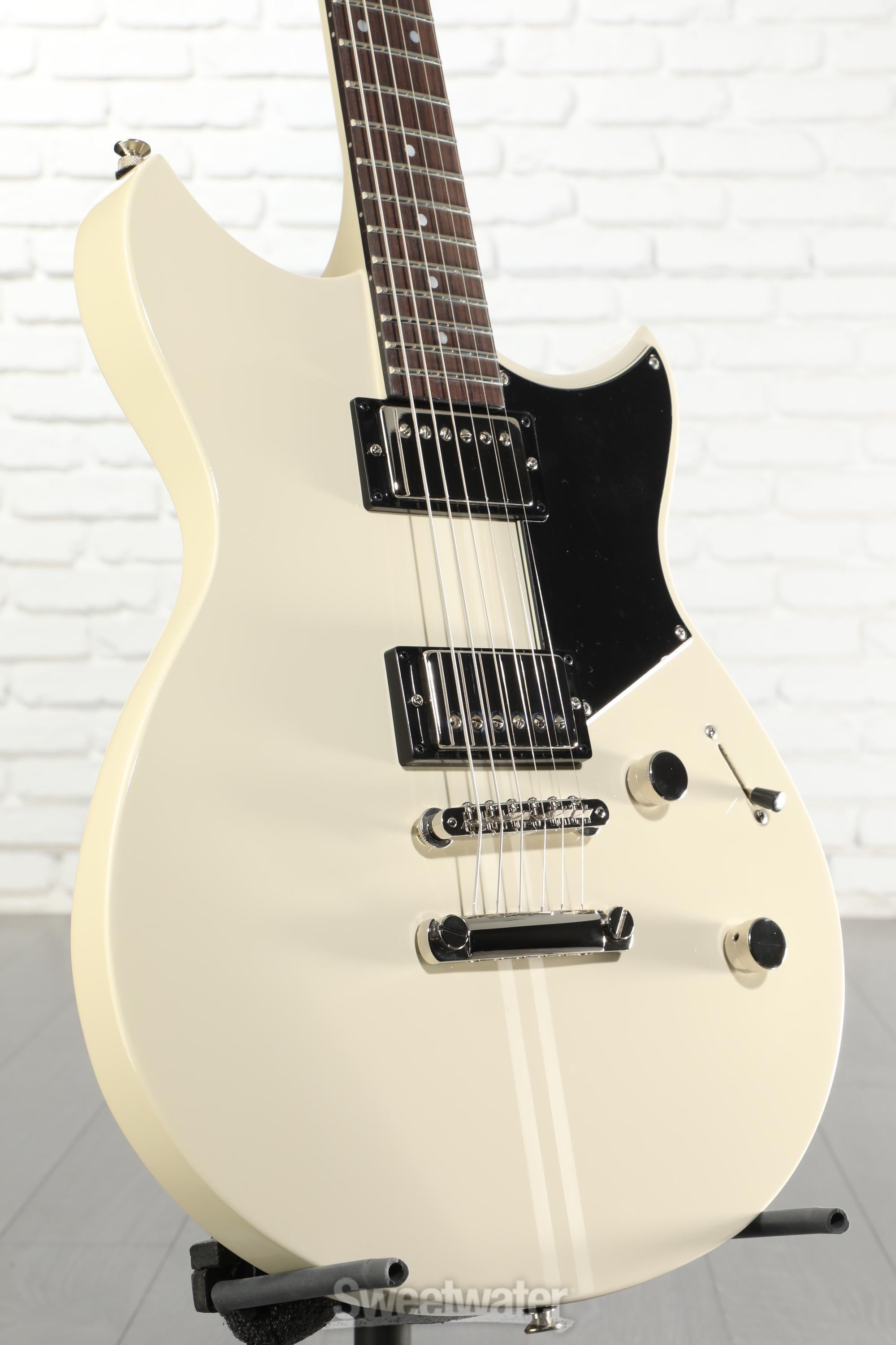 Yamaha Revstar Element RSE20 Electric Guitar - Vintage White