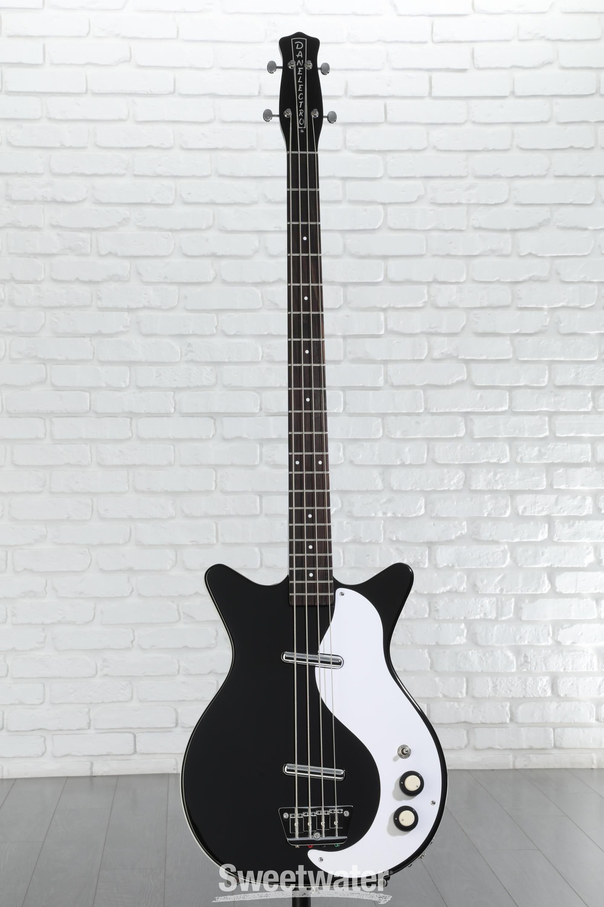Danelectro　59DC Amazon.com: Danelectro '59DC Long Scale Bass Guitar - Copper