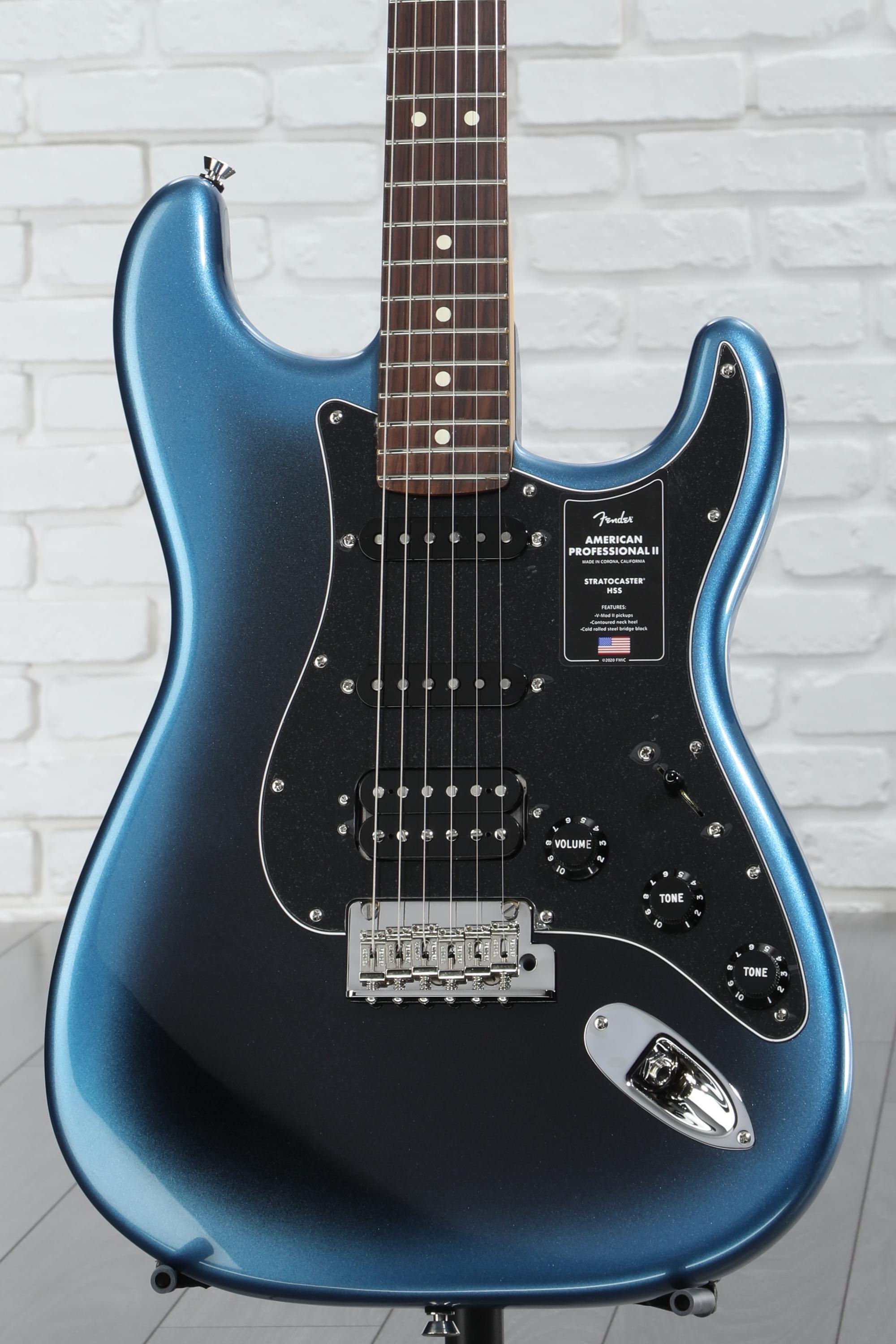 Fender American Professional II Stratocaster HSS - Dark