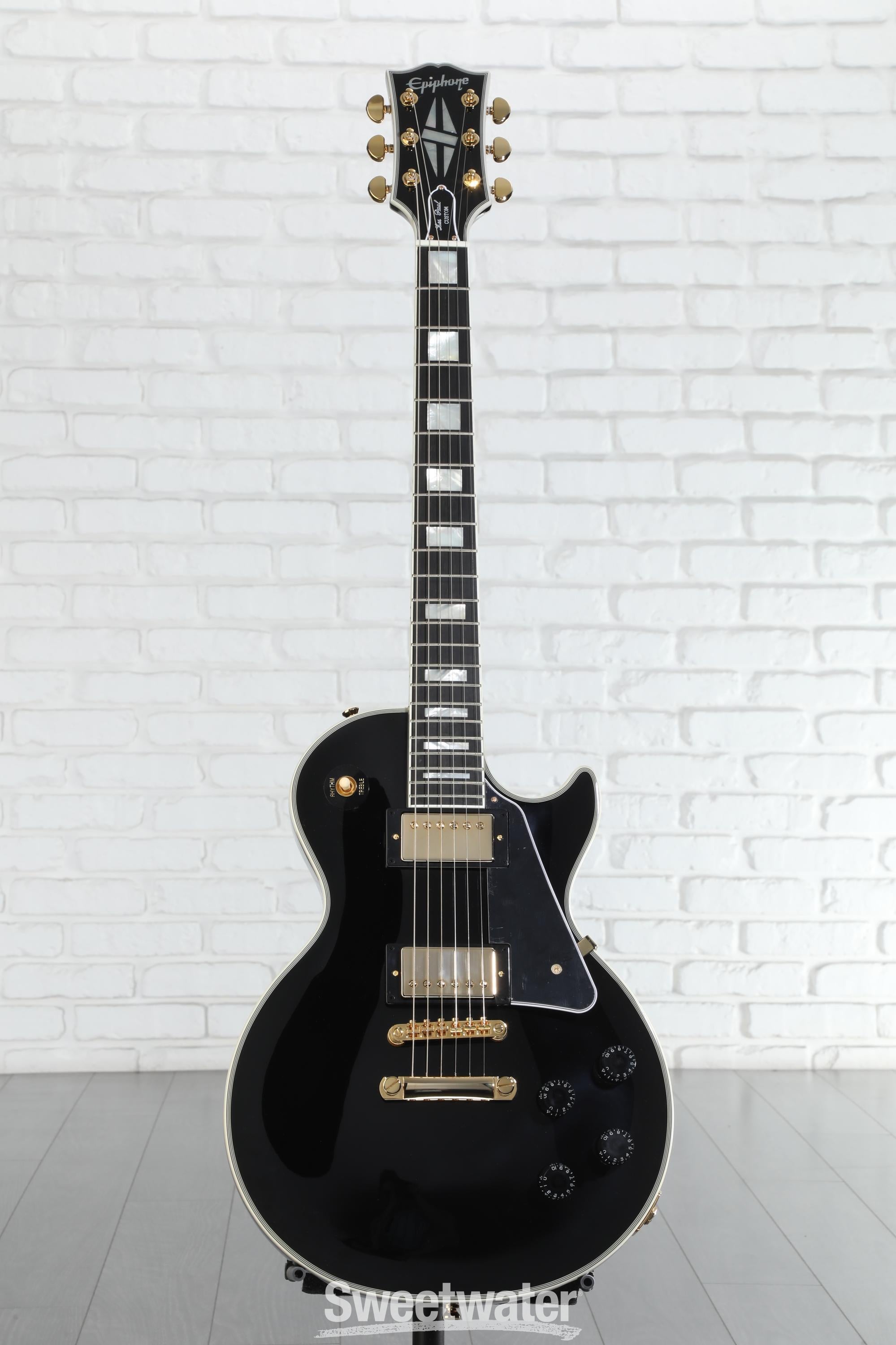 Epiphone Les Paul CUSTOM Ebony メンテ済 Epiphone Les Paul Custom Electric Guitar - Ebony | Sweetwater