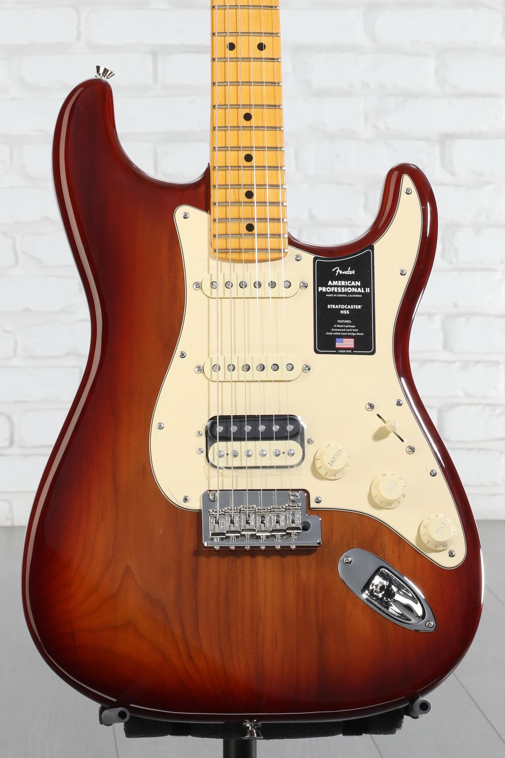 Fender American Professional II Stratocaster HSS - Sienna Sunburst