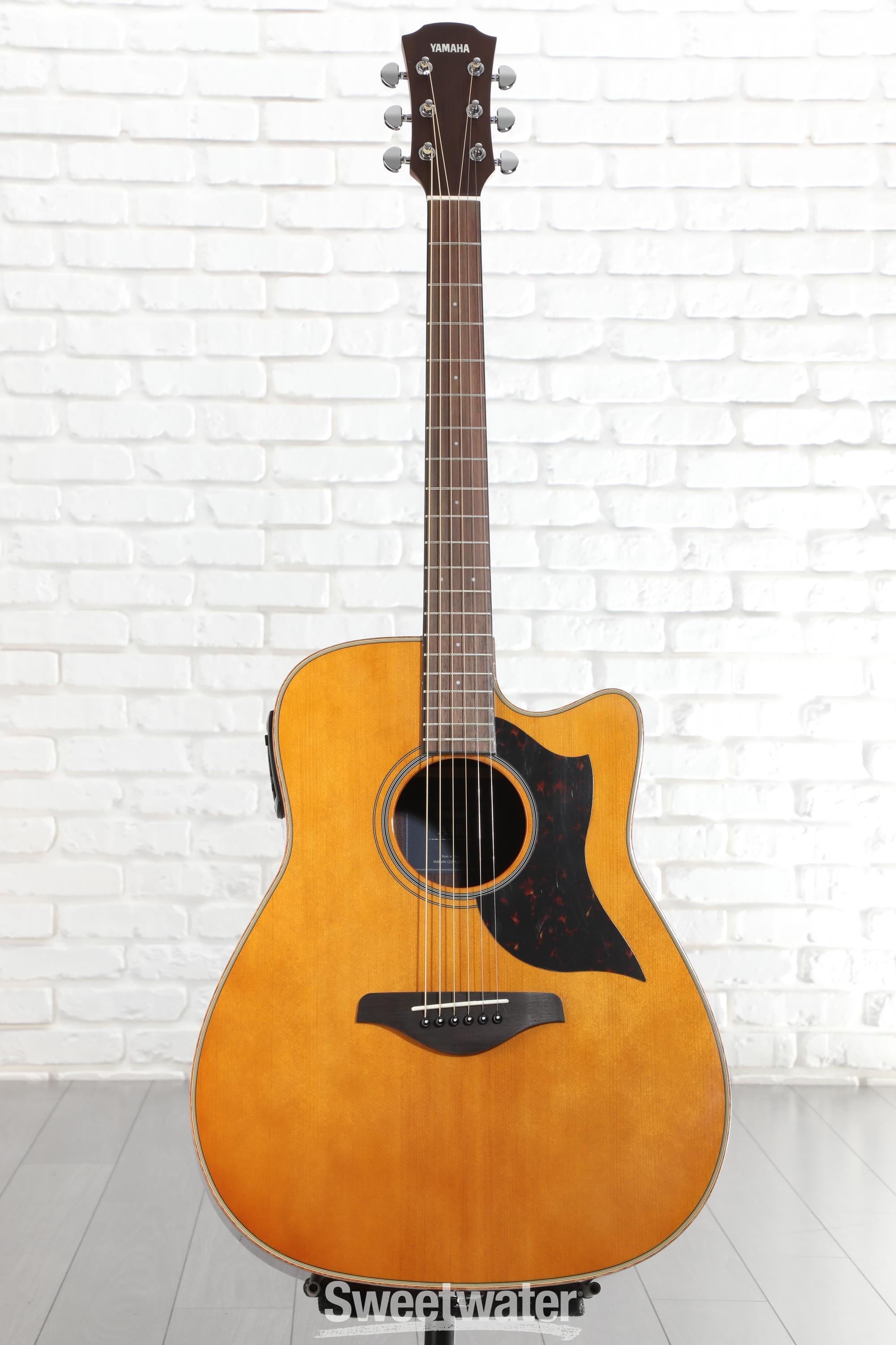 YAMAHA エレアコ＜A1R Natural トラッドウェスタンカッタウェイ＞ YAMAHA エレアコ＜A1R Natural トラッドウェスタンカッタウェイ