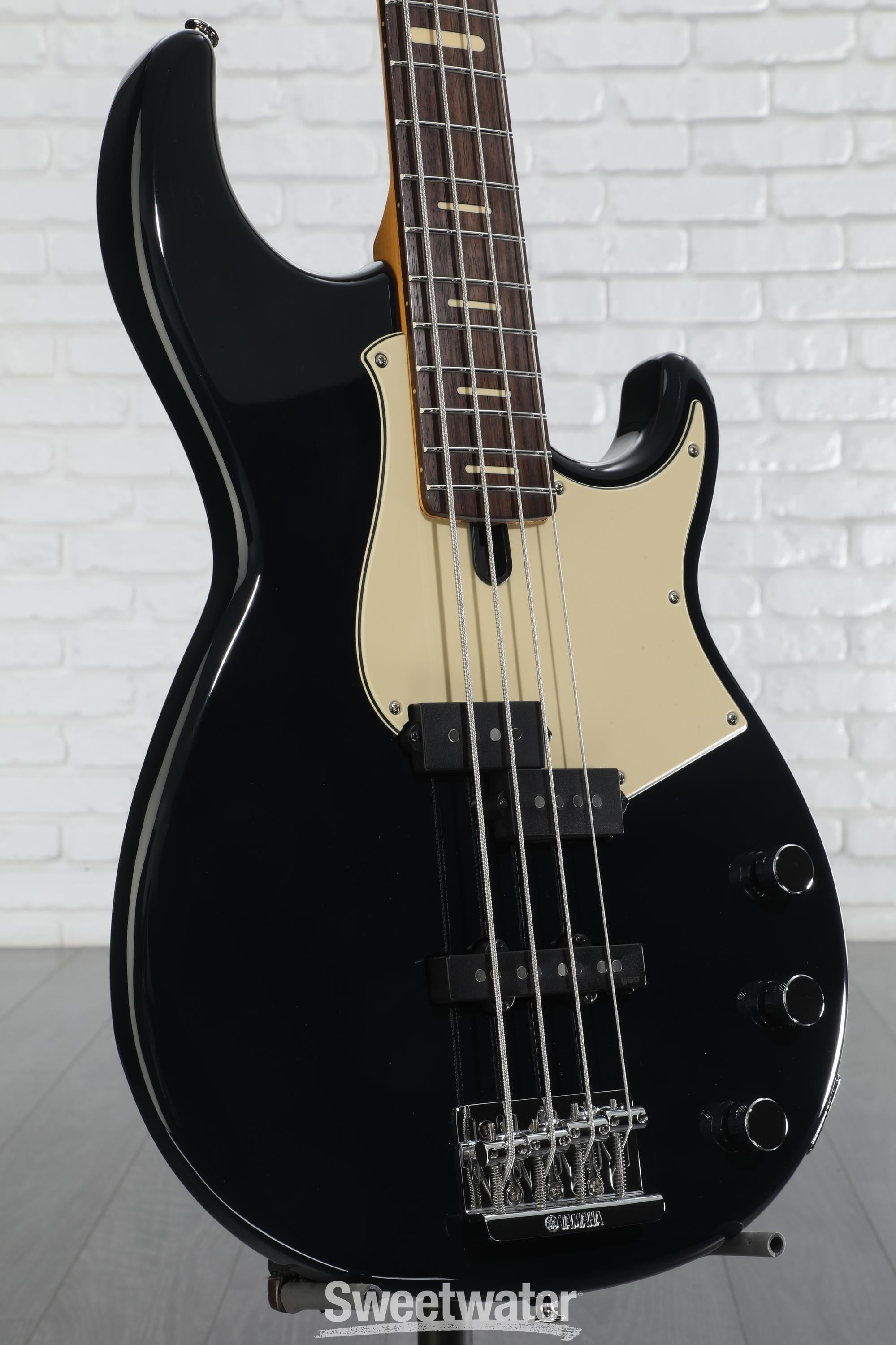 Yamaha BBP35 Moonlight Blue 5-String Electric Bass Guitar