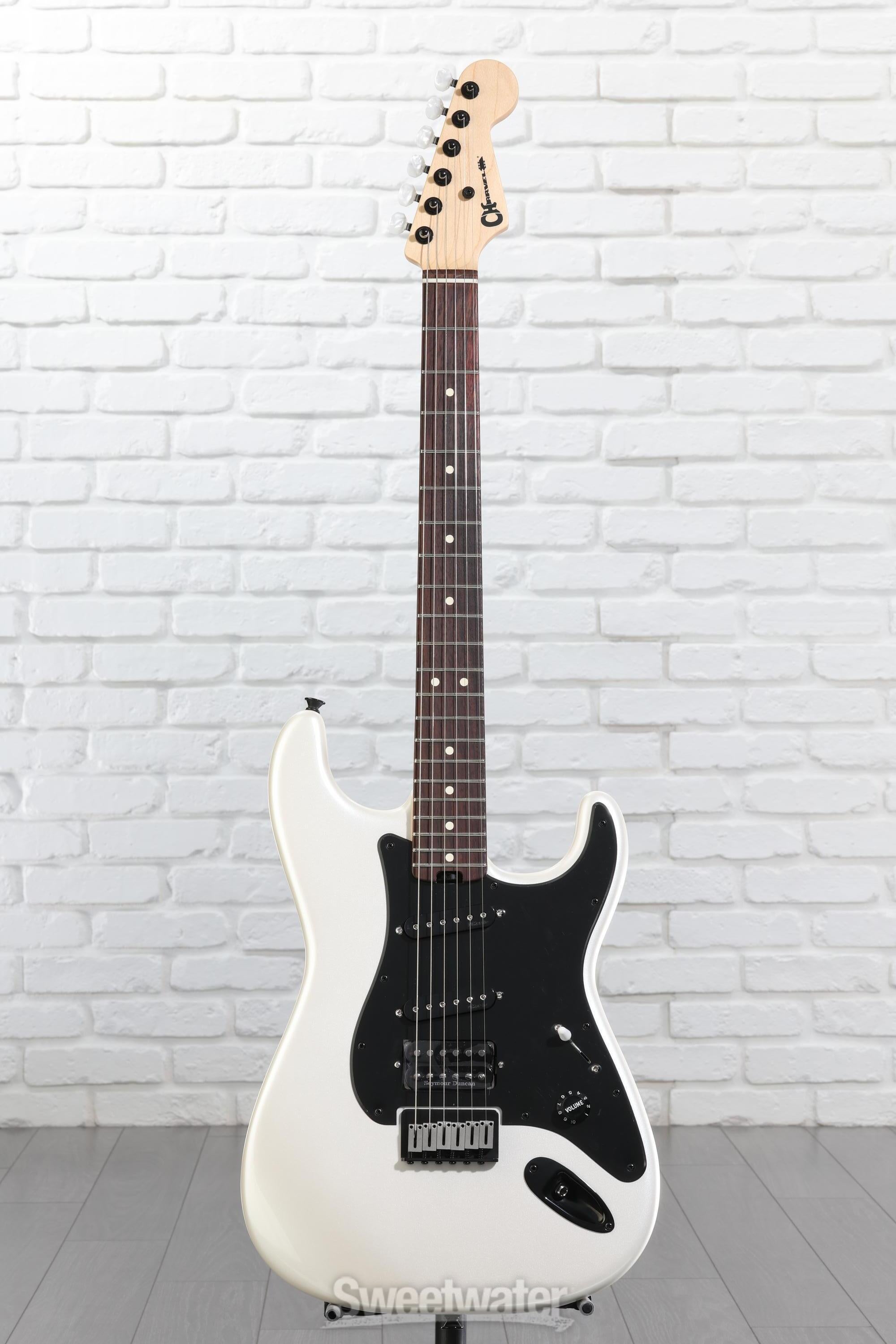 ギター Charvel Jake E Lee Signature Pro-Mod Charvel Signature Jake E Lee Pro-Mod So-Cal Style 1 HSS