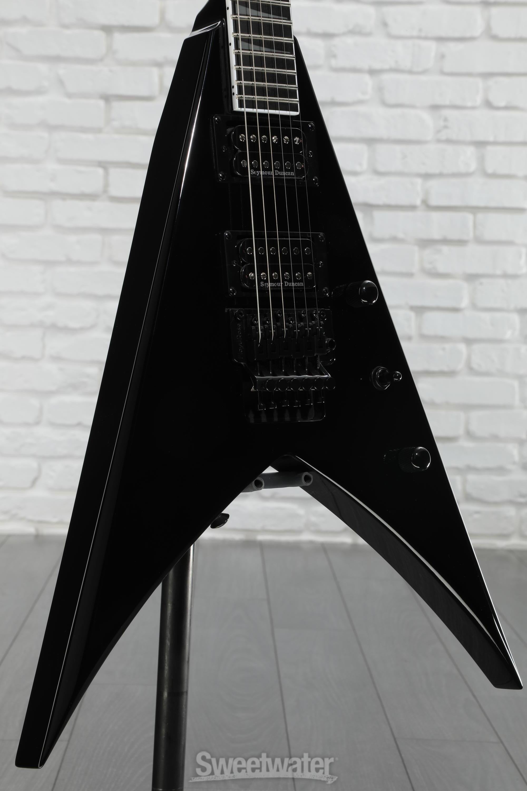 ギター Jackson Pro Series King V KV Amazon.com: Jackson Pro Series King V KV - Deep Black