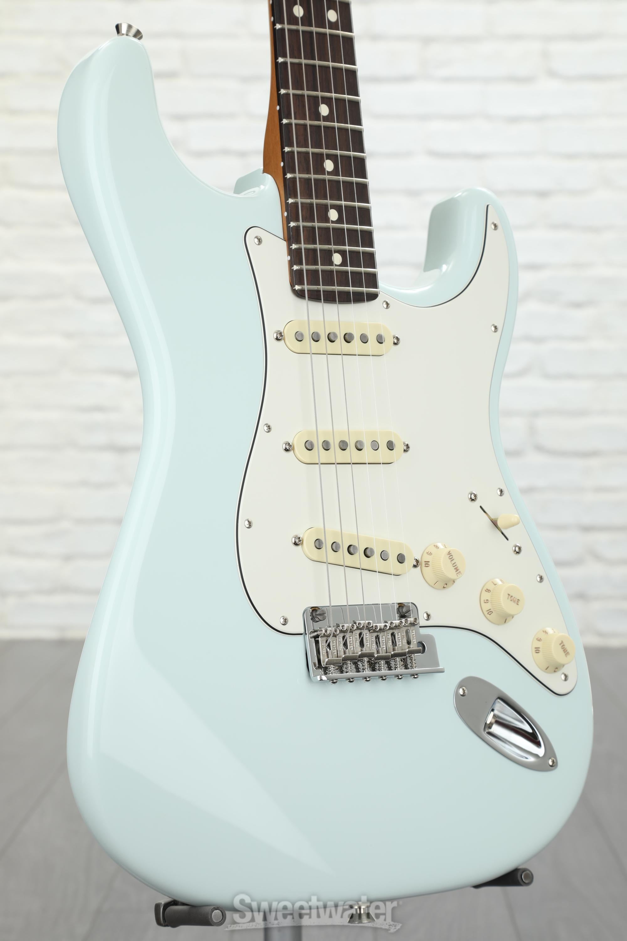 Fender American Professional Stratocaster - Sonic Blue with