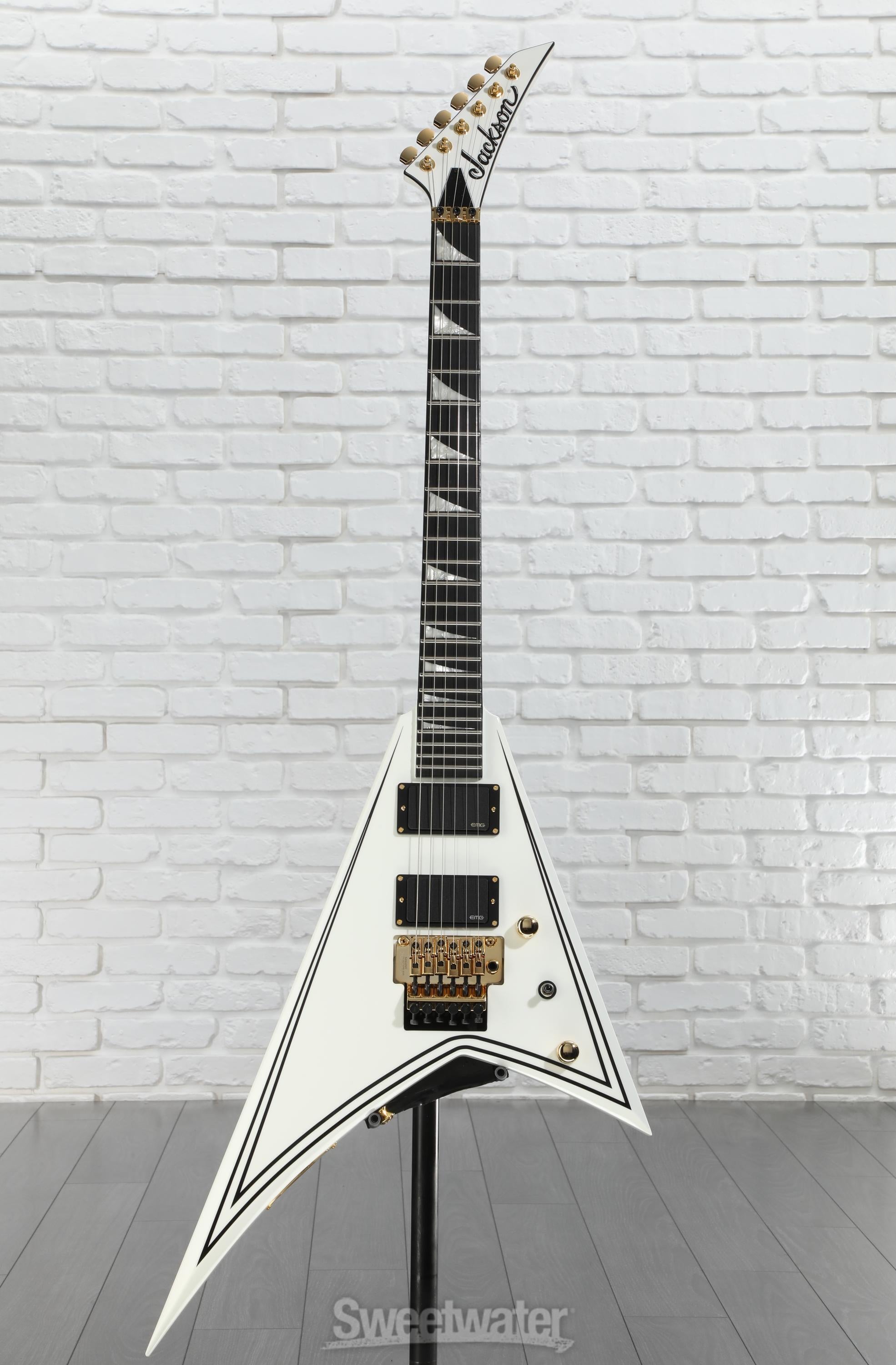 ギター Jackson RR24  white Amazon.com: Jackson RR24 X Series Rhoads - Satin White with