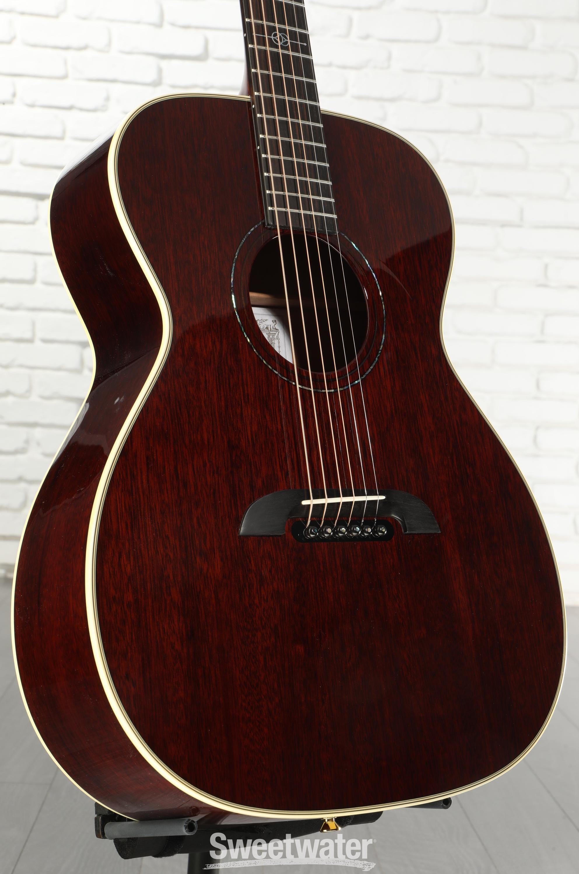 Photo of Alvarez Yairi FYM66HD Honduran Series Folk/OM Acoustic Guitar - Natural