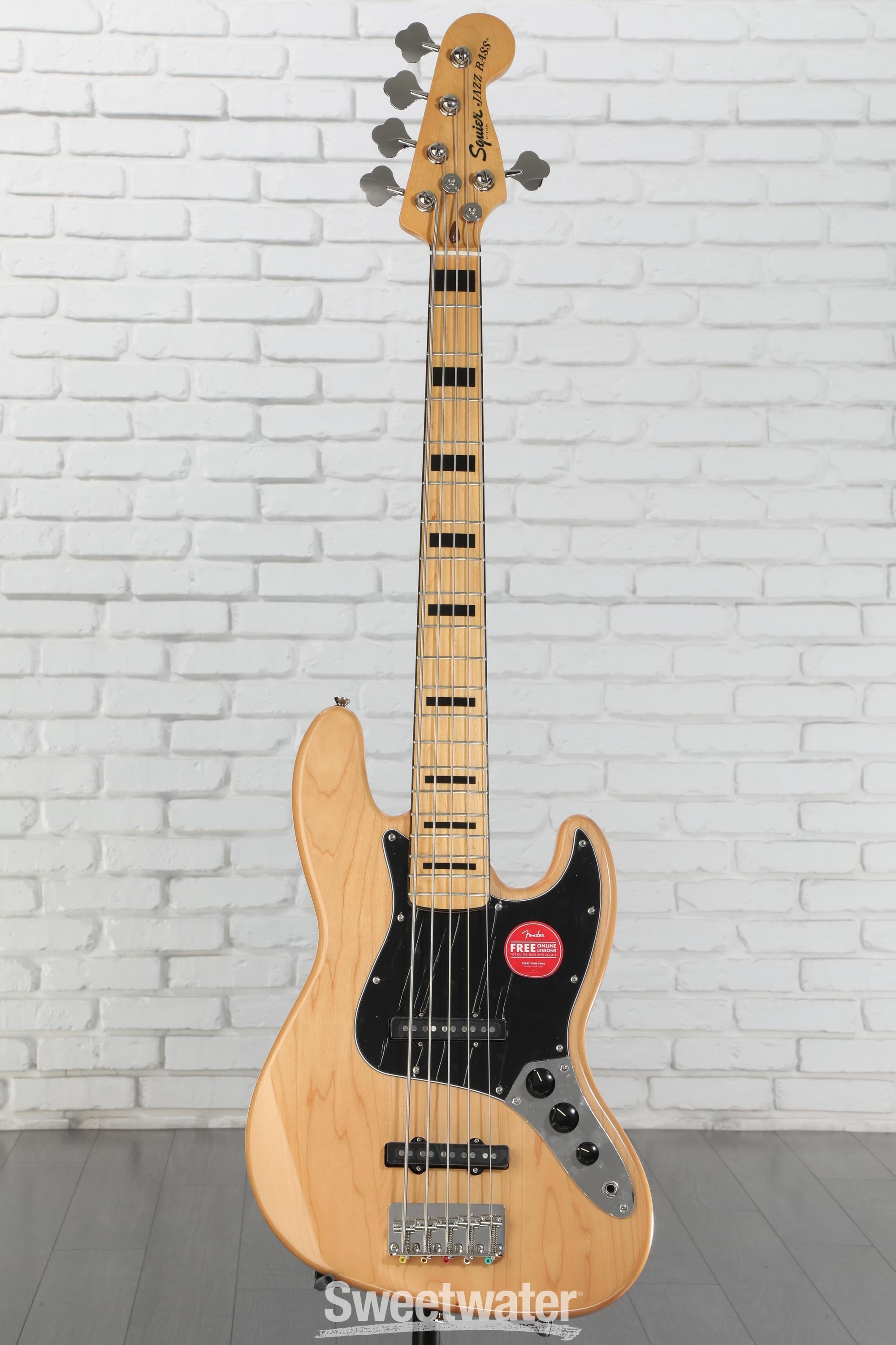 Squier Classic Vibe ’70s Jazz Bass Amazon.com: Squier Classic Vibe 70s Jazz Bass, Natural