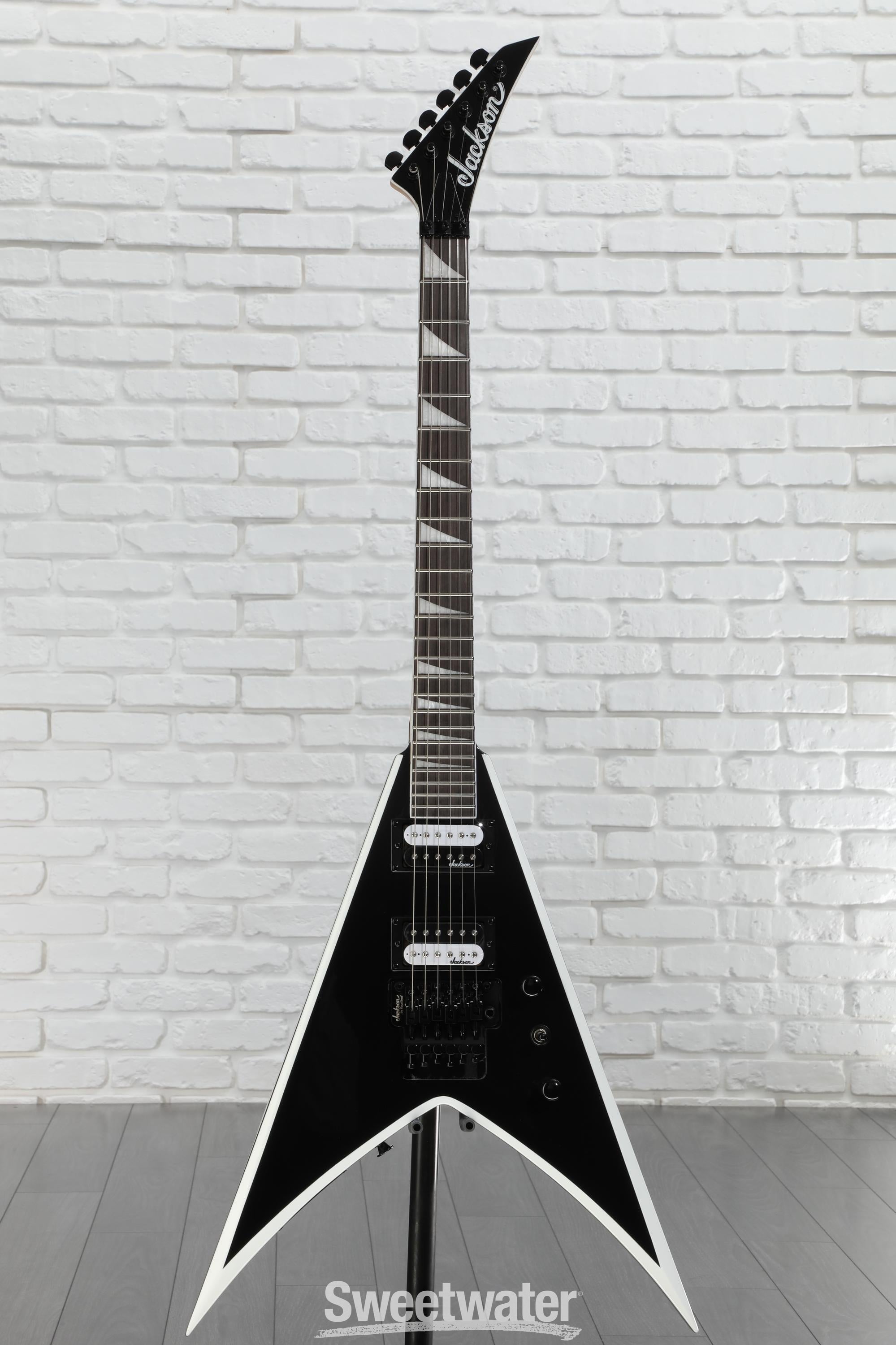 Jackson JS Series King V JS32 - Black with White Bevels