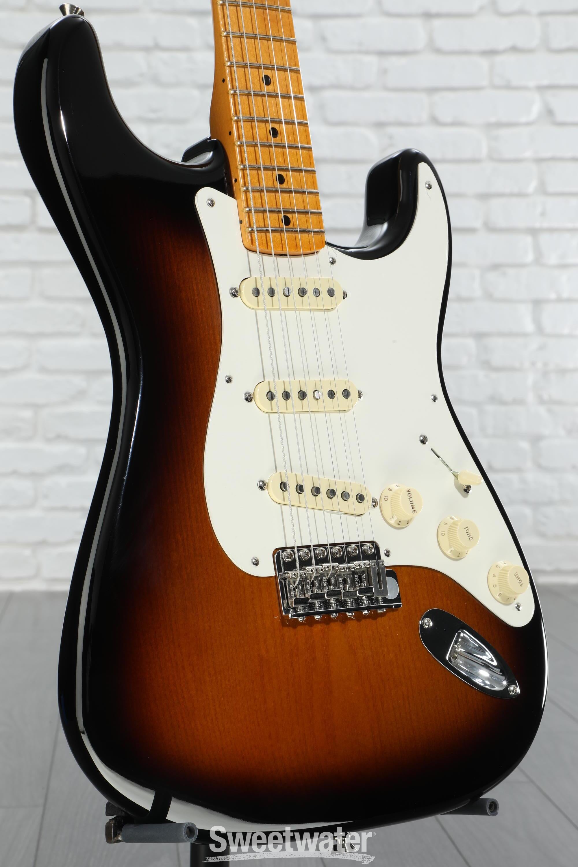 Amazon.com: Fender Stories Collection Eric Johnson 1954
