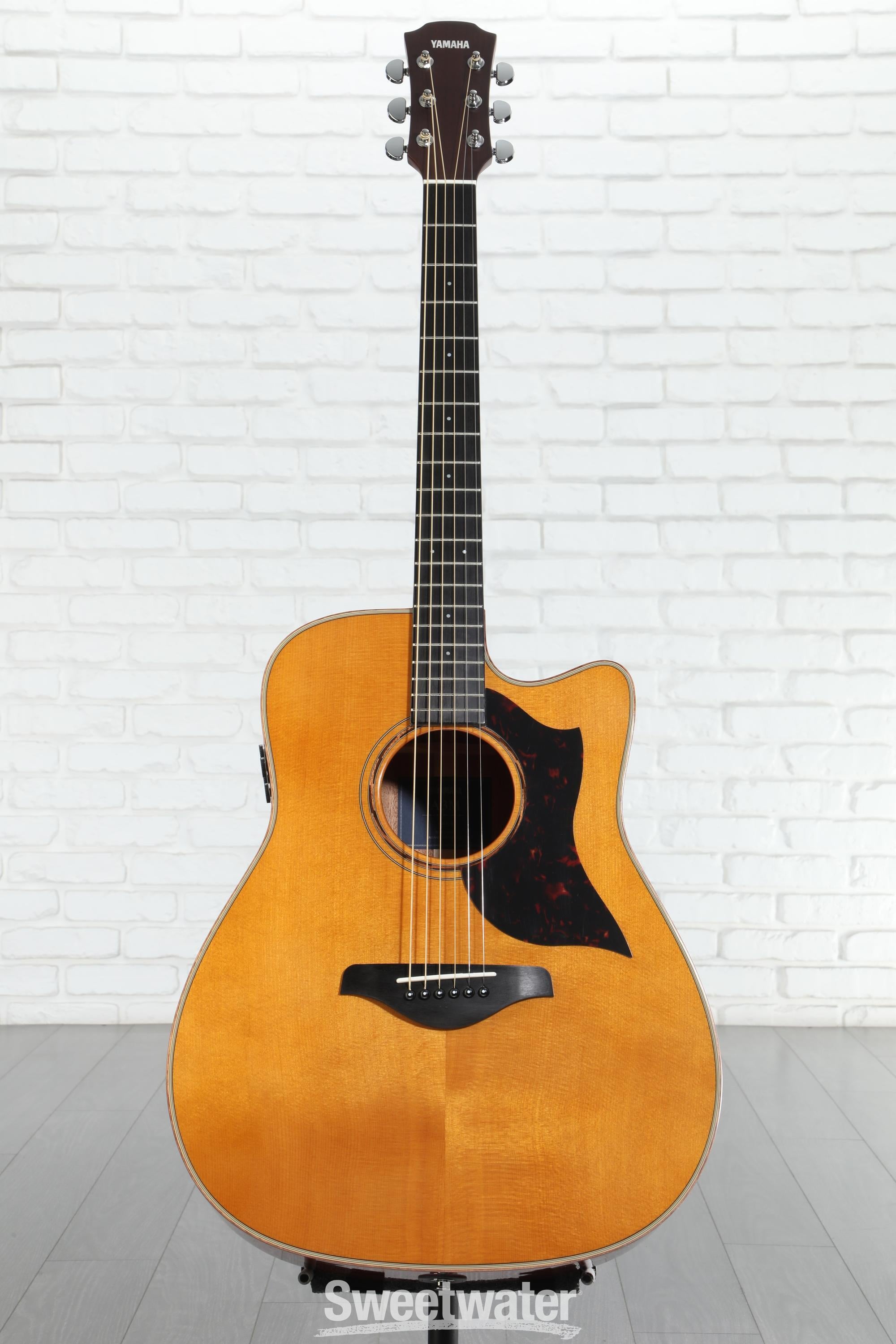 Yamaha A3M ARE Acoustic-electric Guitar - Vintage Natural