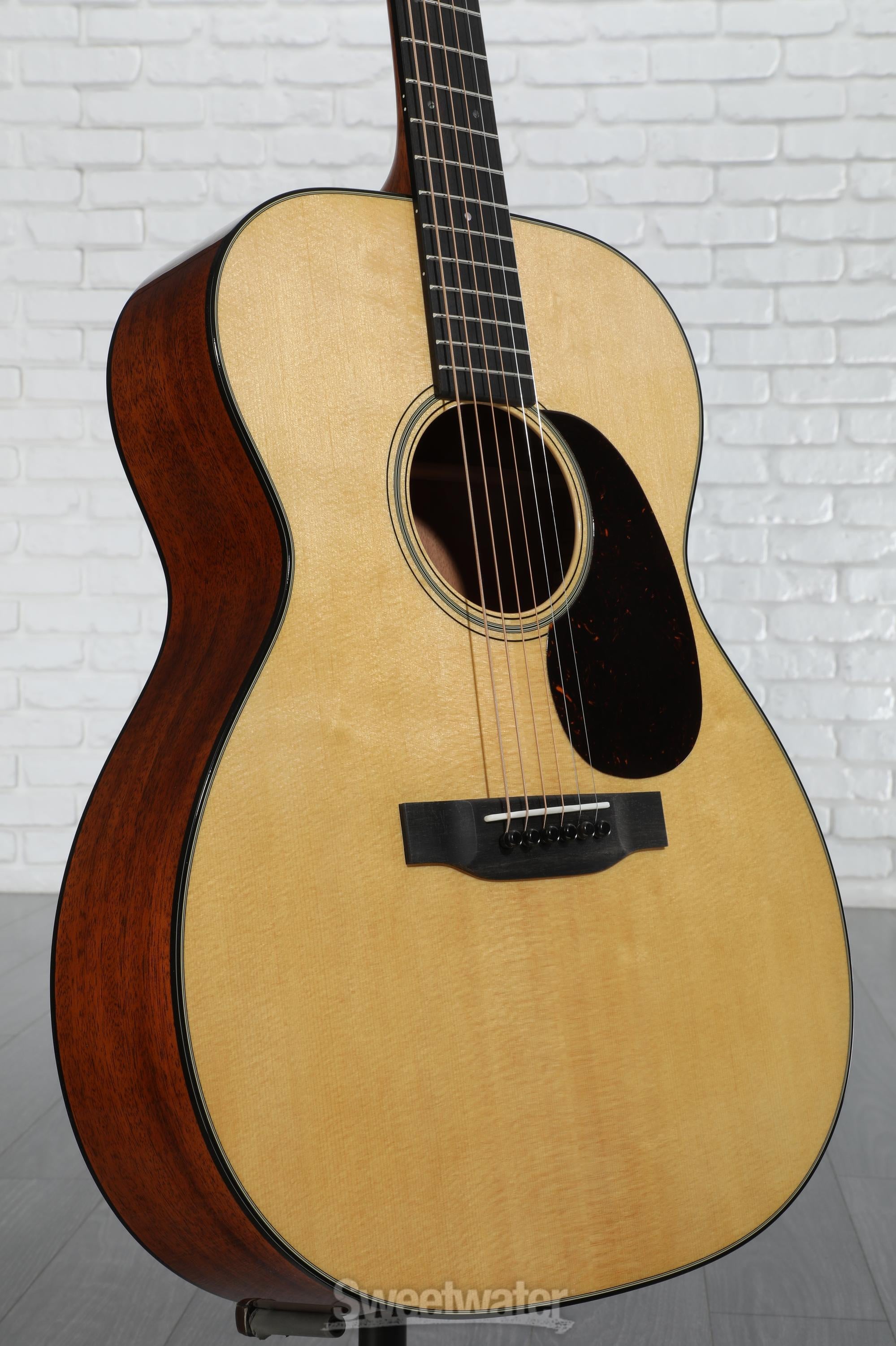 雪の豪奢 Martin 000-18 Standard Series Acoustic Guitar - Natural with ギター