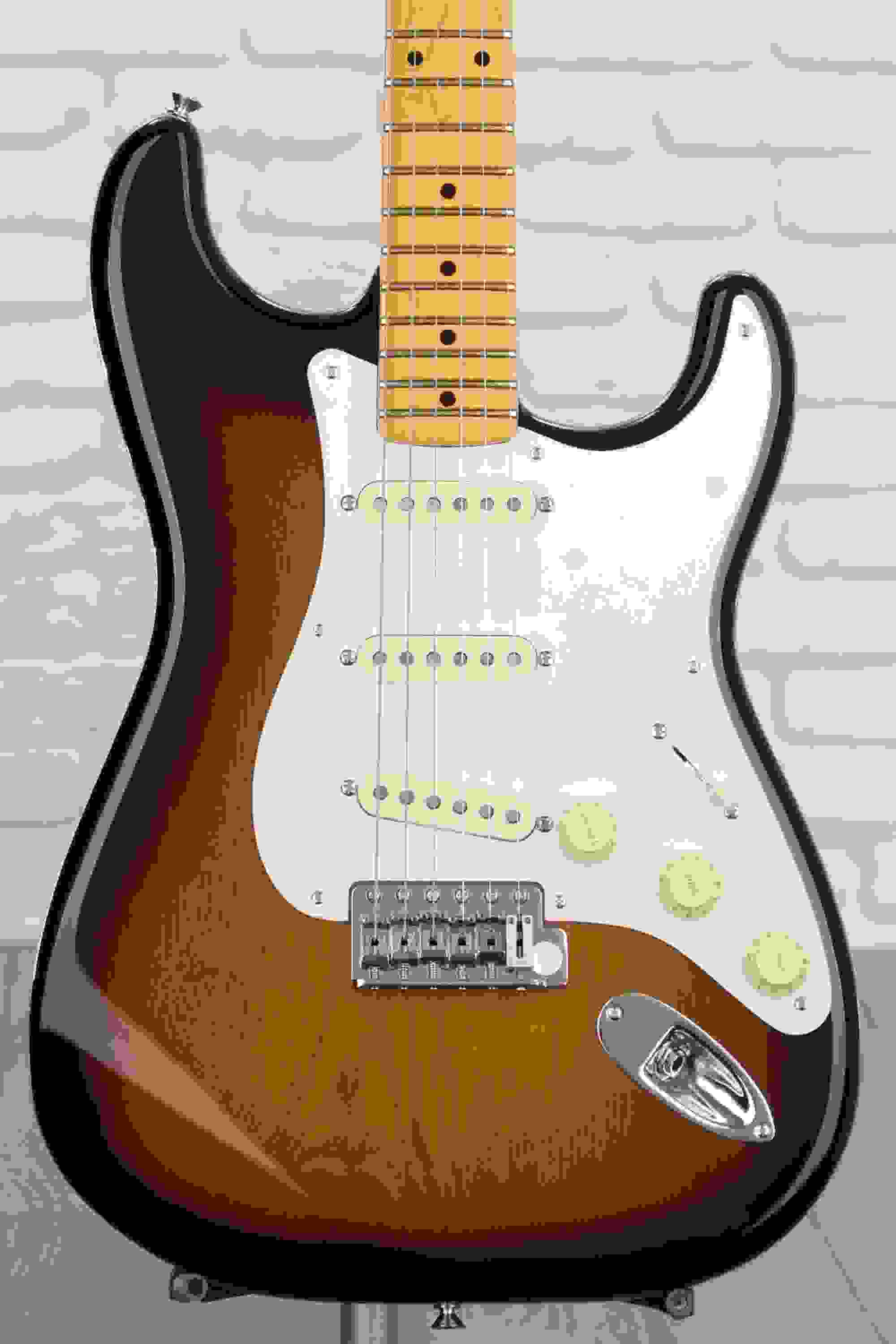Fender Stories Collection Eric Johnson 1954 "Virginia" Stratocaster - 2