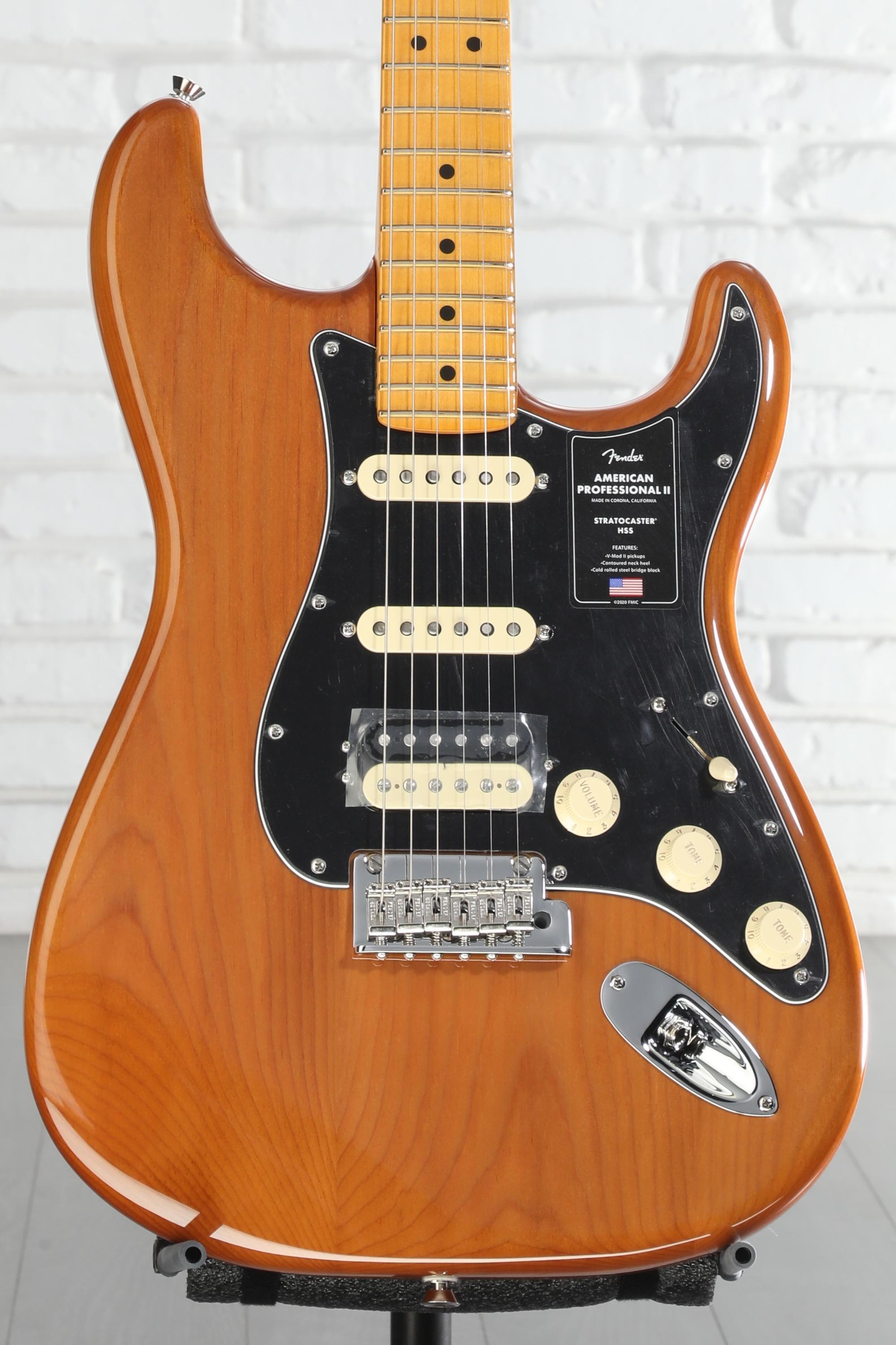 Fender American Professional II Stratocaster HSS - Roasted Pine