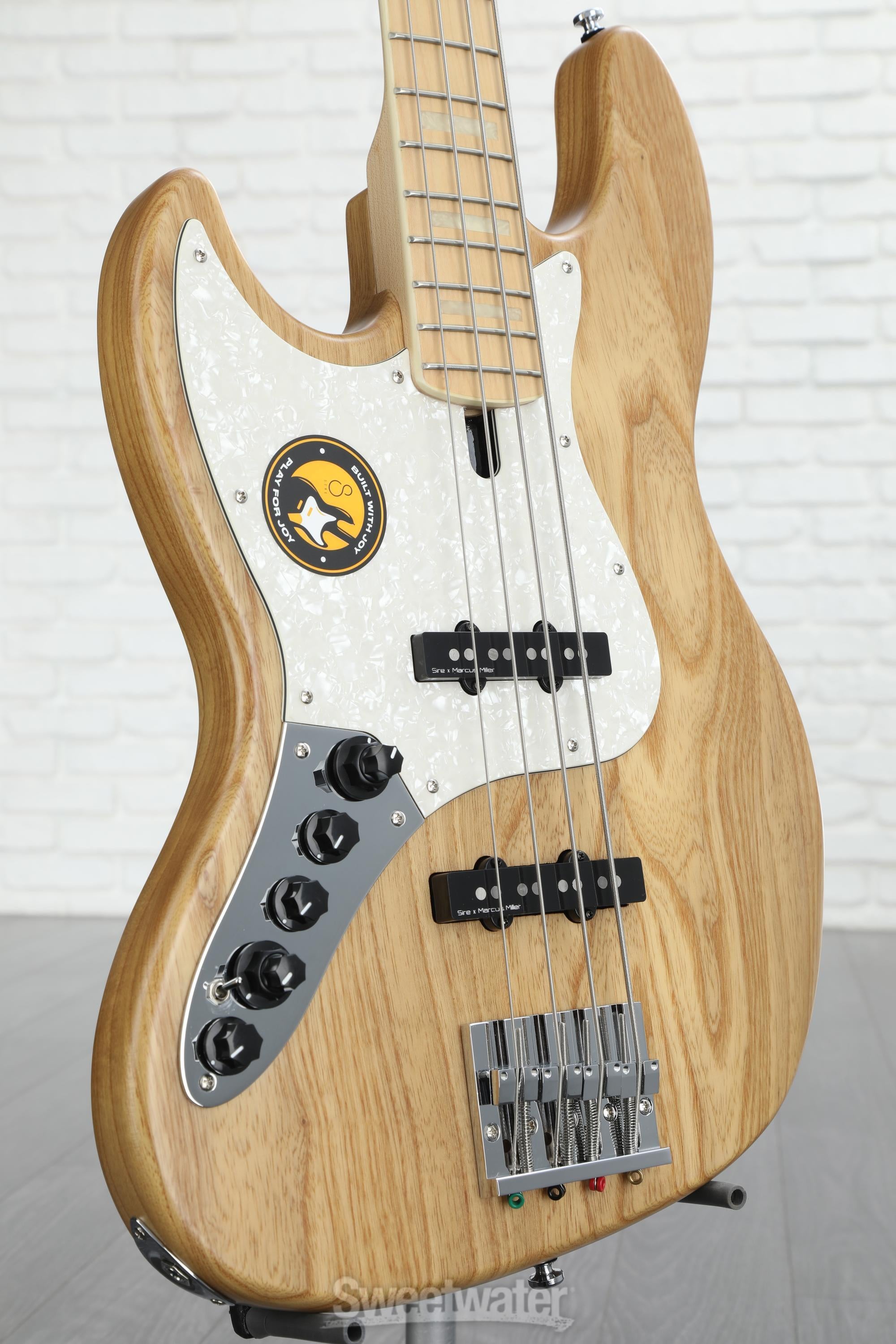 Sire Marcus Miller V7 Swamp Ash Reissue Left-handed 4-string Bass