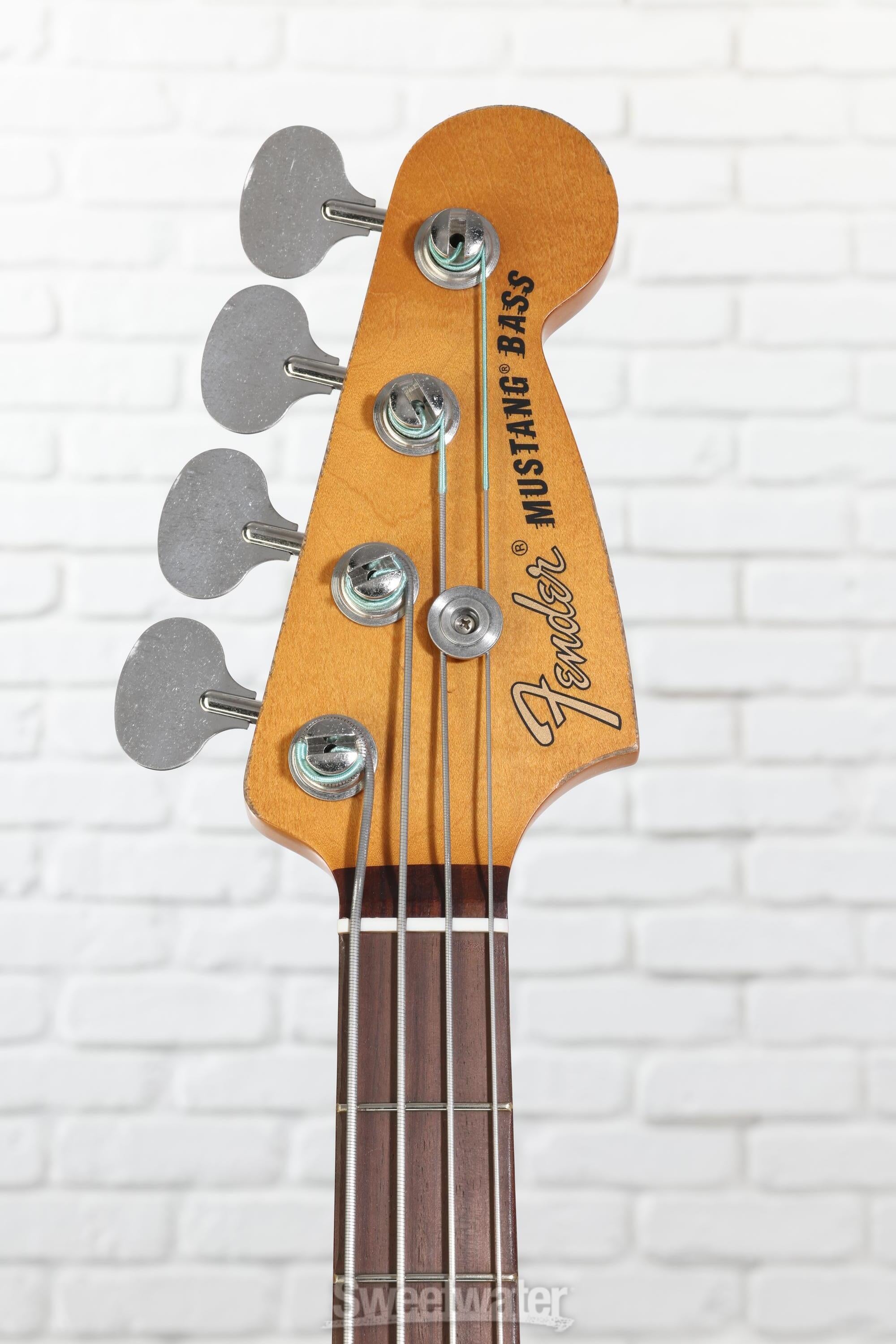 Fender JMJ Road Worn Mustang Bass Guitar - Faded Daphne Blue