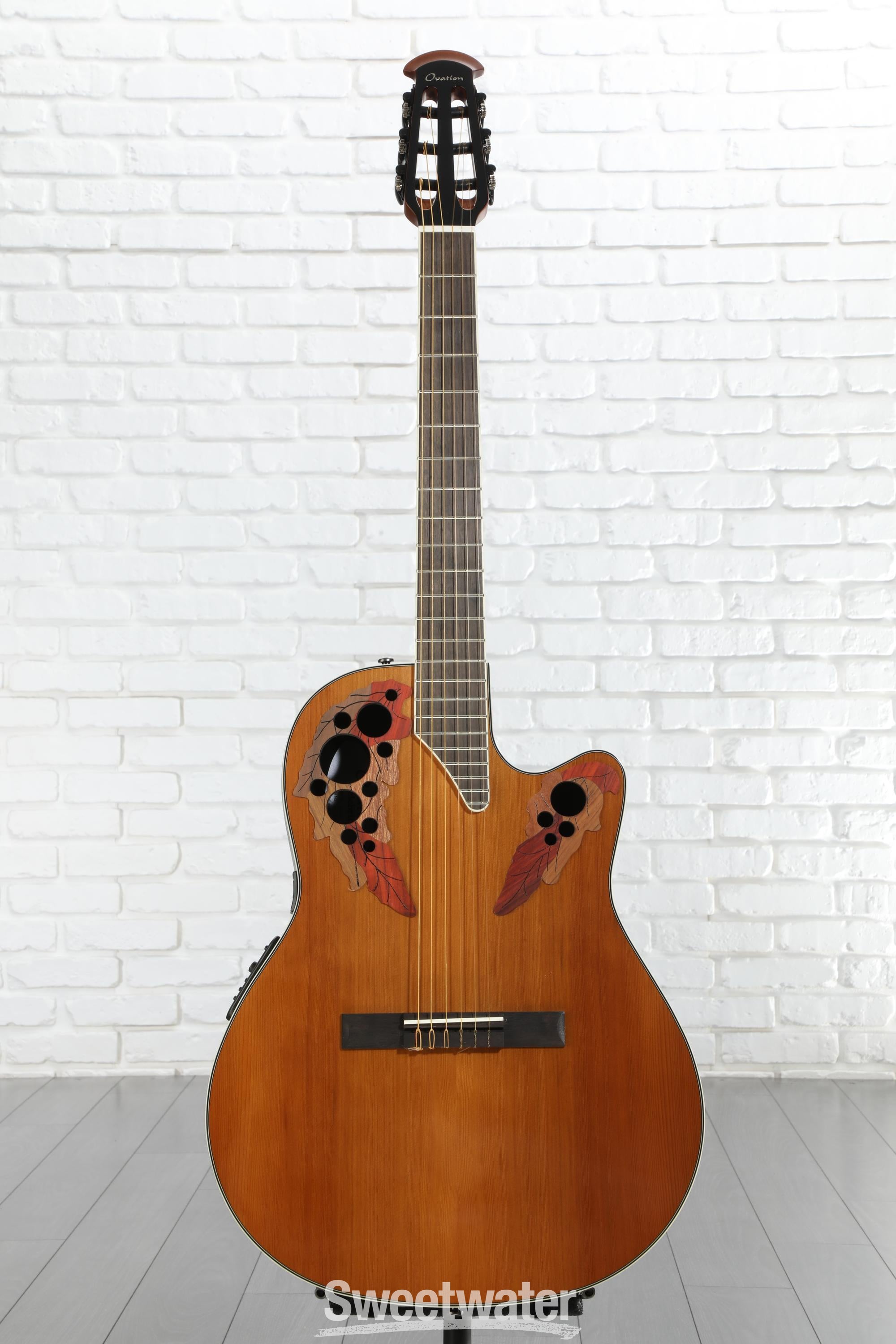 美品！Ovation Celebrity CC44 ナチュラル 木目 エレアコ 美品！Ovation Celebrity CC44 ナチュラル 木目 エレアコ 美品