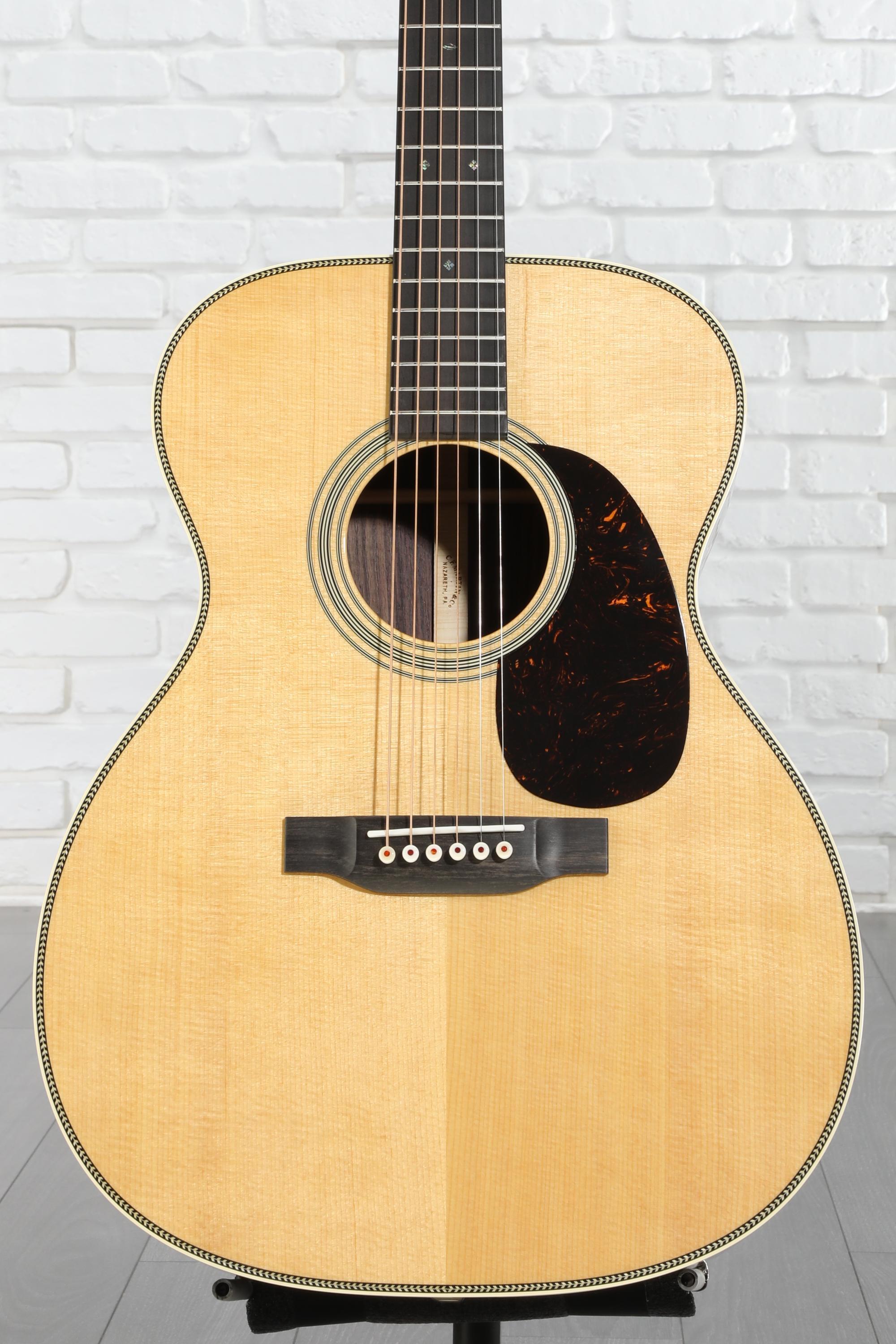 Martin 000-28 Standard Series Acoustic Guitar - Natural Aging
