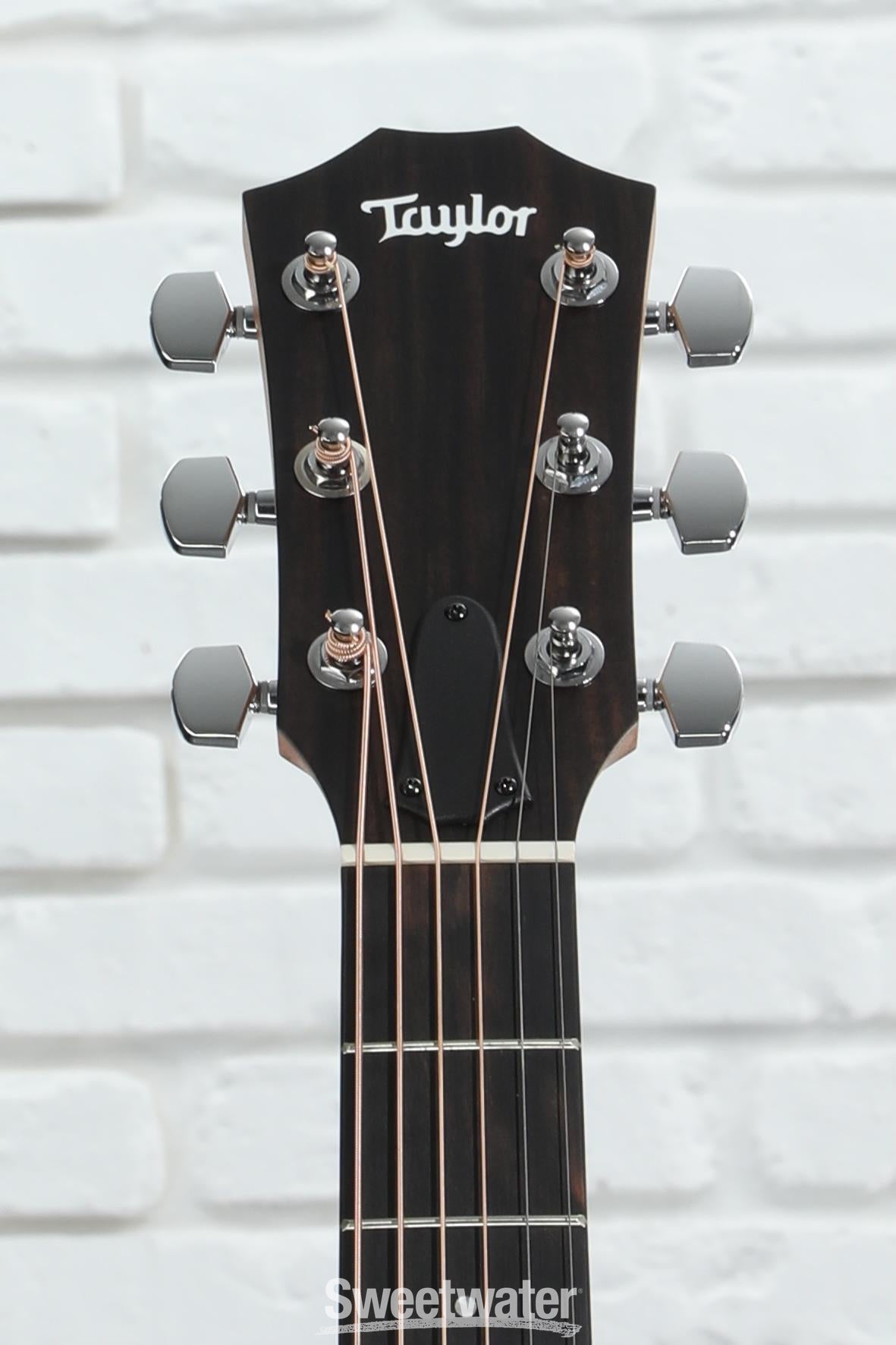 Taylor 210ce Dreadnought Acoustic-electric Guitar - Natural