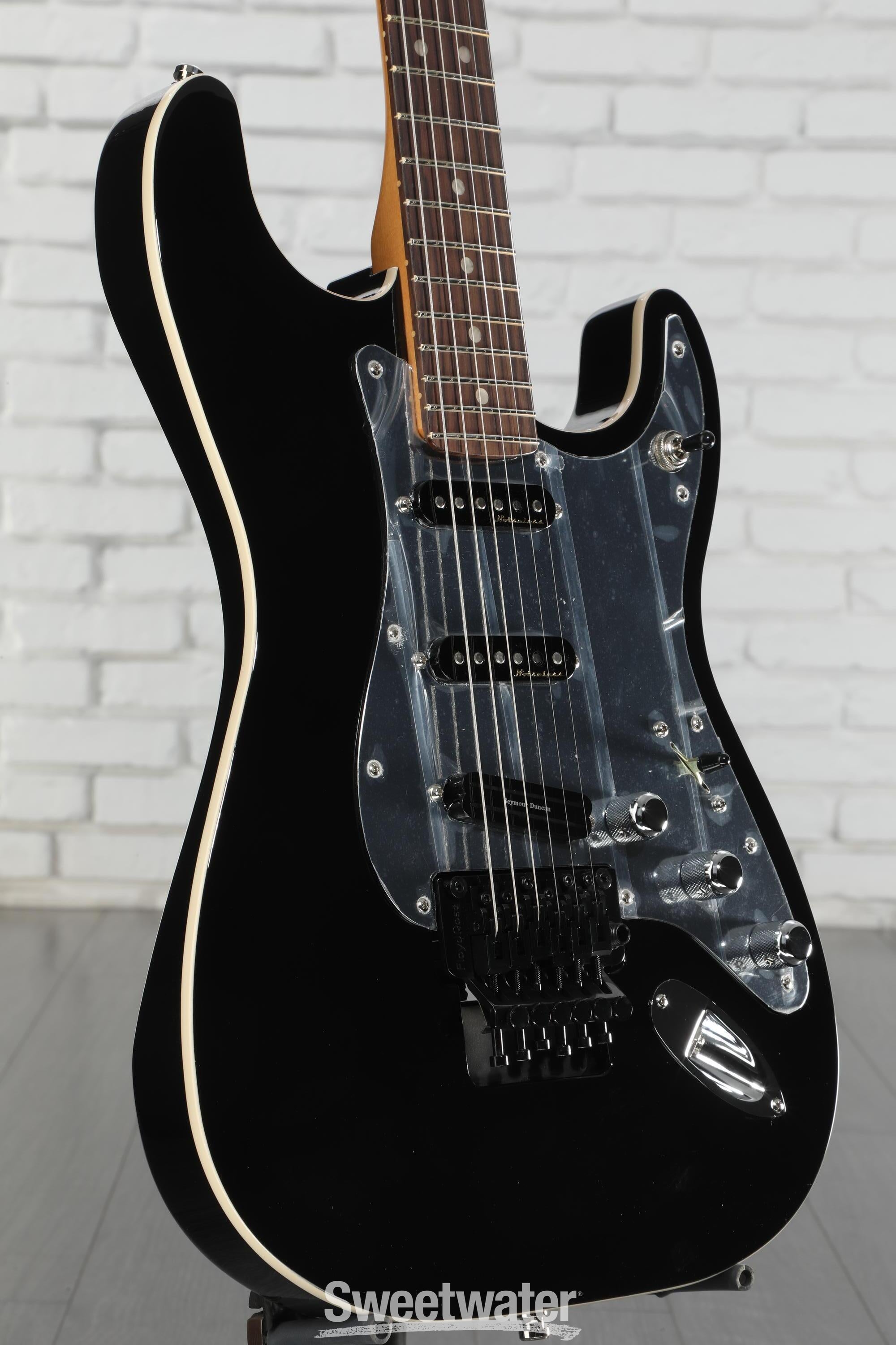 ゆ*ち様 Fender Tom Morello stratocaster cus Fender Tom Morello Stratocaster - Black | Sweetwater