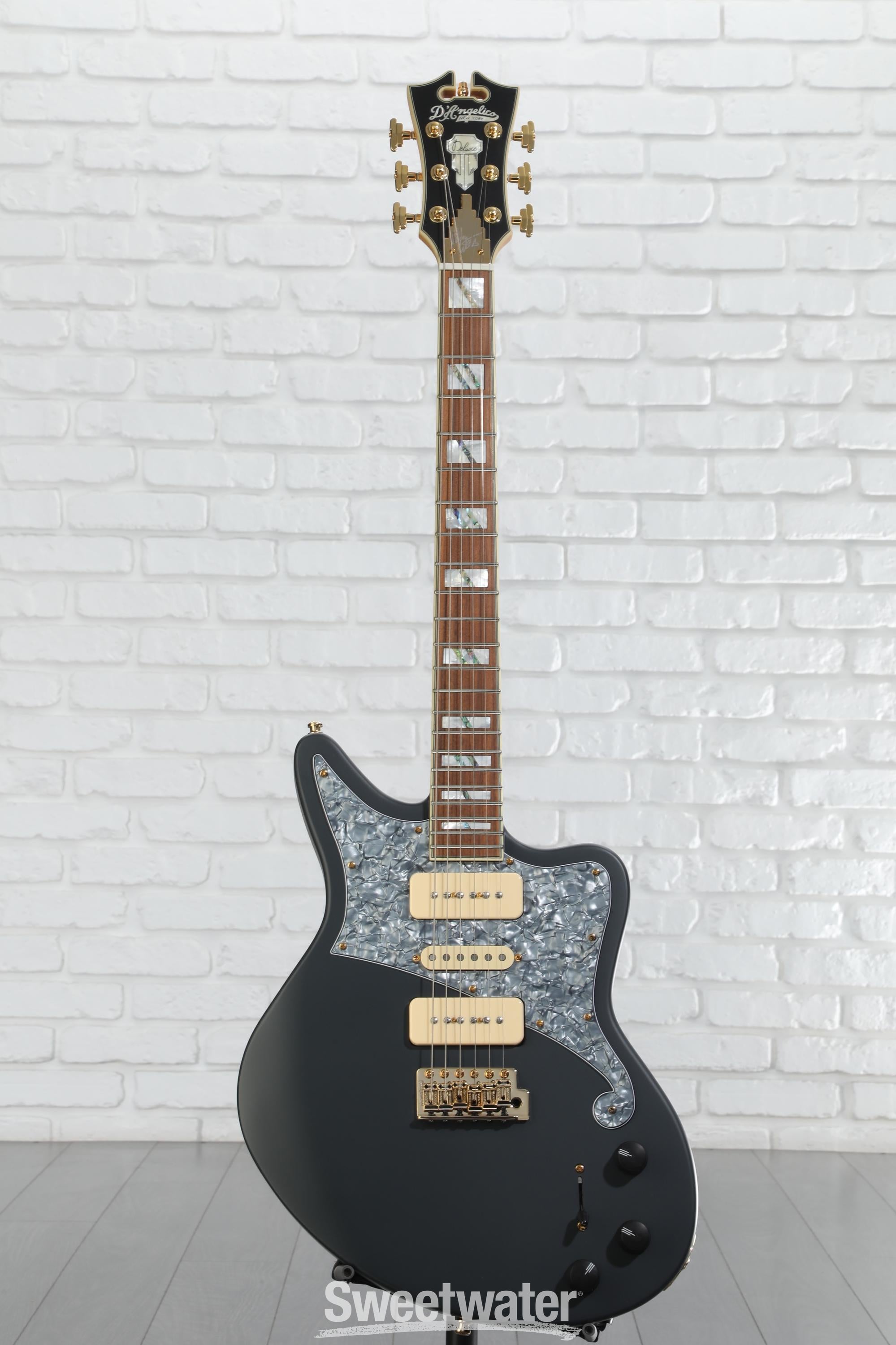 D'Angelico Deluxe Bob Weir Bedford - Matte Stone | Sweetwater