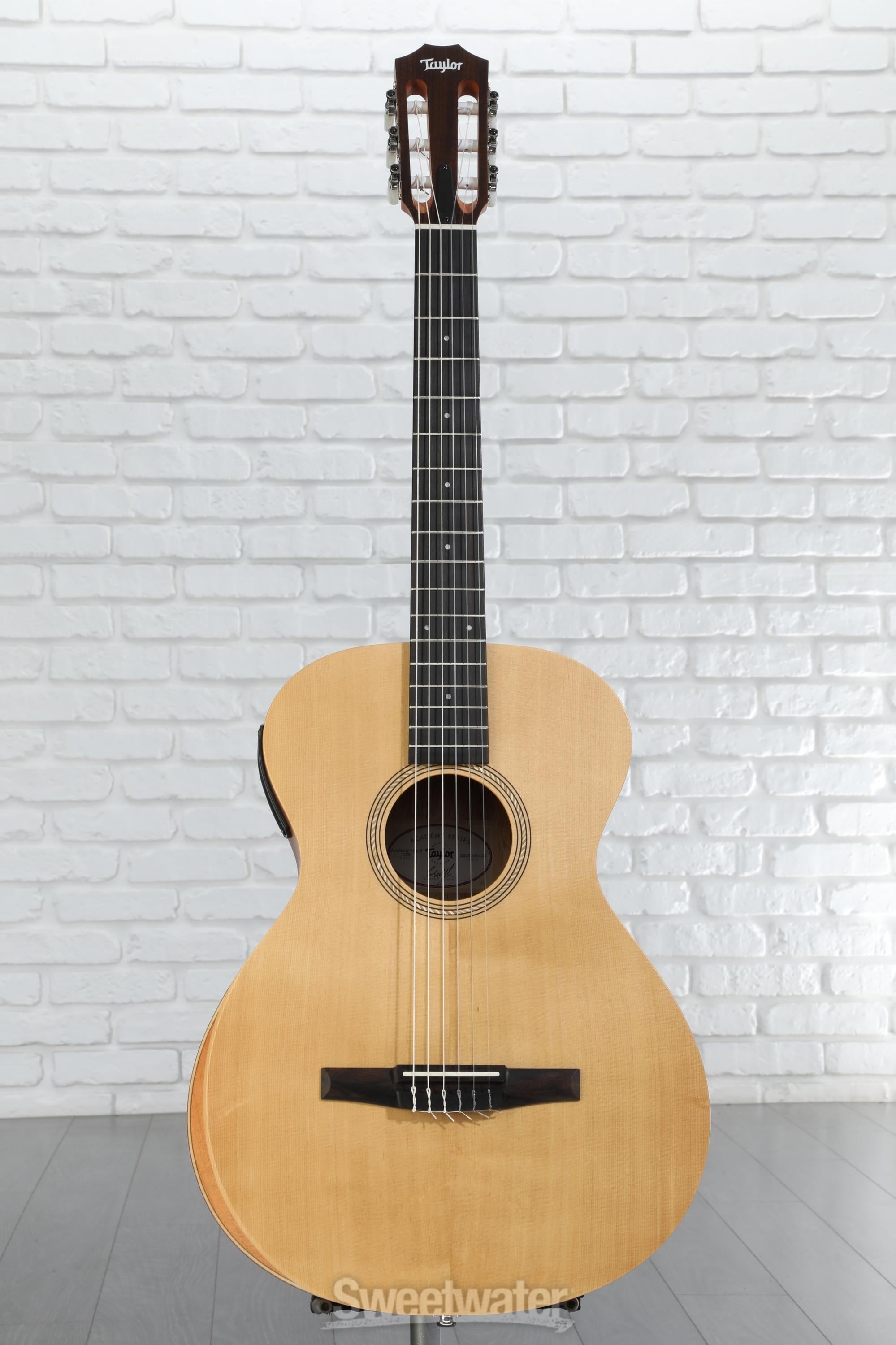 Taylor Academy 12e-N Nylon-string Acoustic-electric Guitar